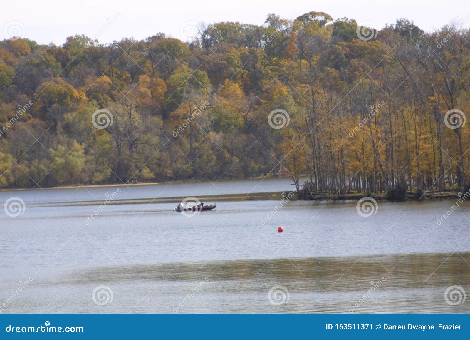 Creve Coeur Lake Park 2019 I Stock Image Image of still, present