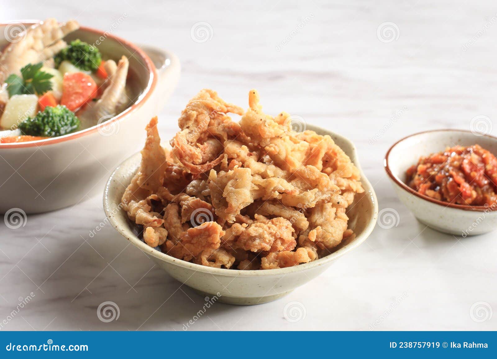 crispy fried oyster mushroom or jamur krispi. oyster mushroom coated with spiced flour and depp fried