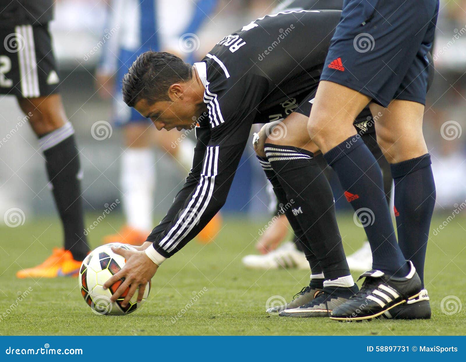 Cristiano Ronaldo Preparing for Free Kick