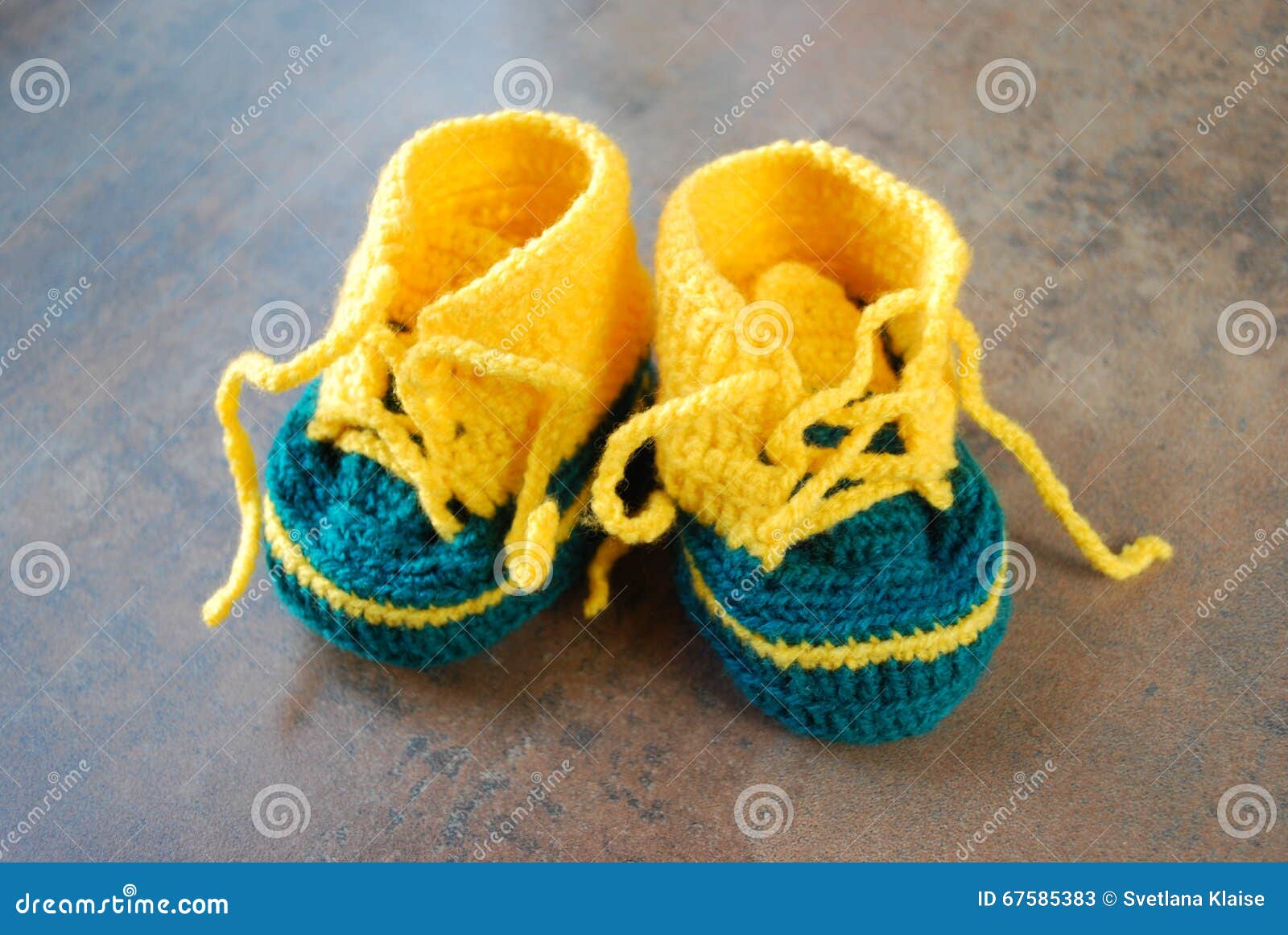 Crochet Babies Training Shoes. First Shoes for Kids Stock Image - Image of  fashion, little: 67585383