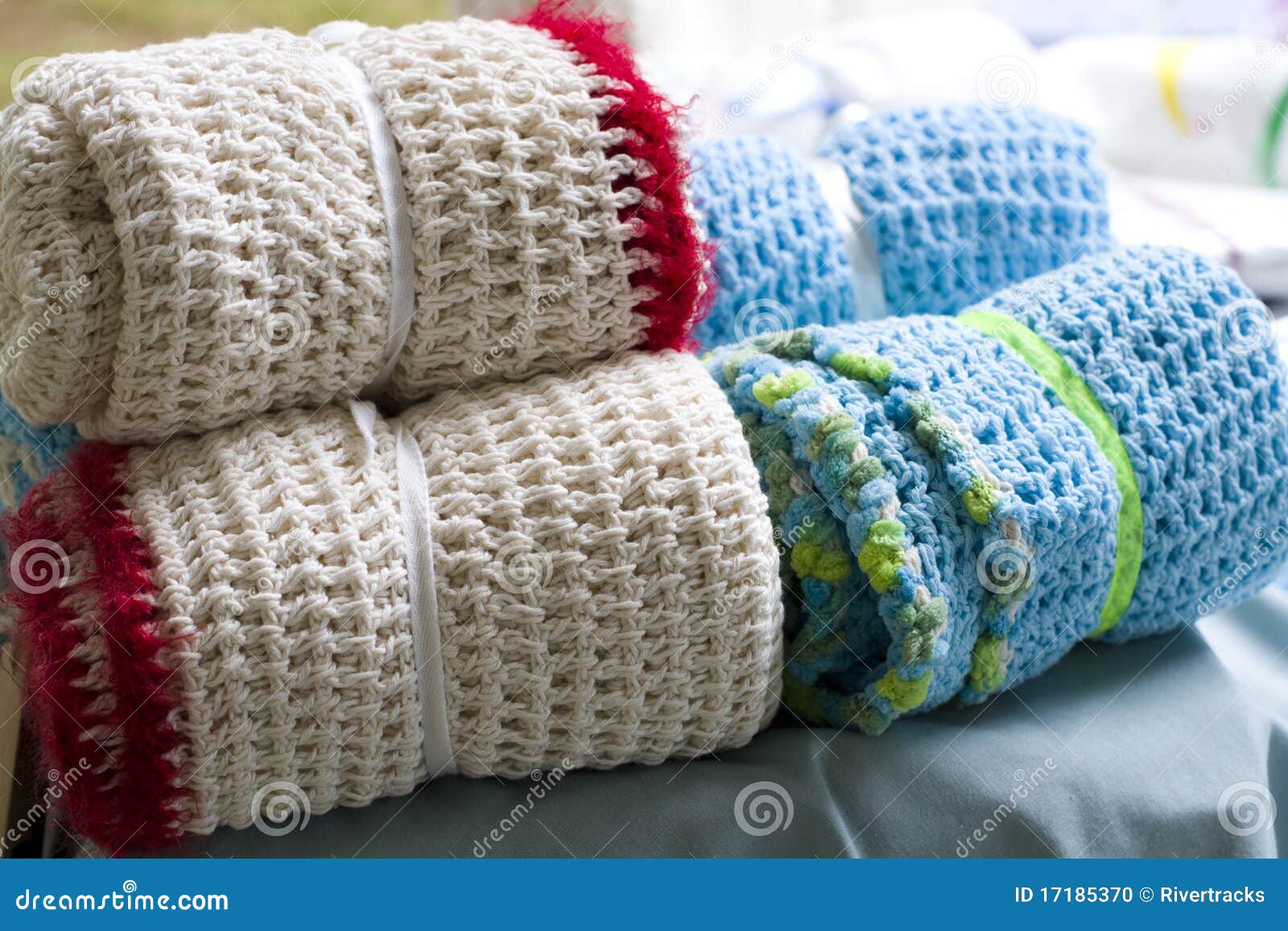 crocheted blanket wraps