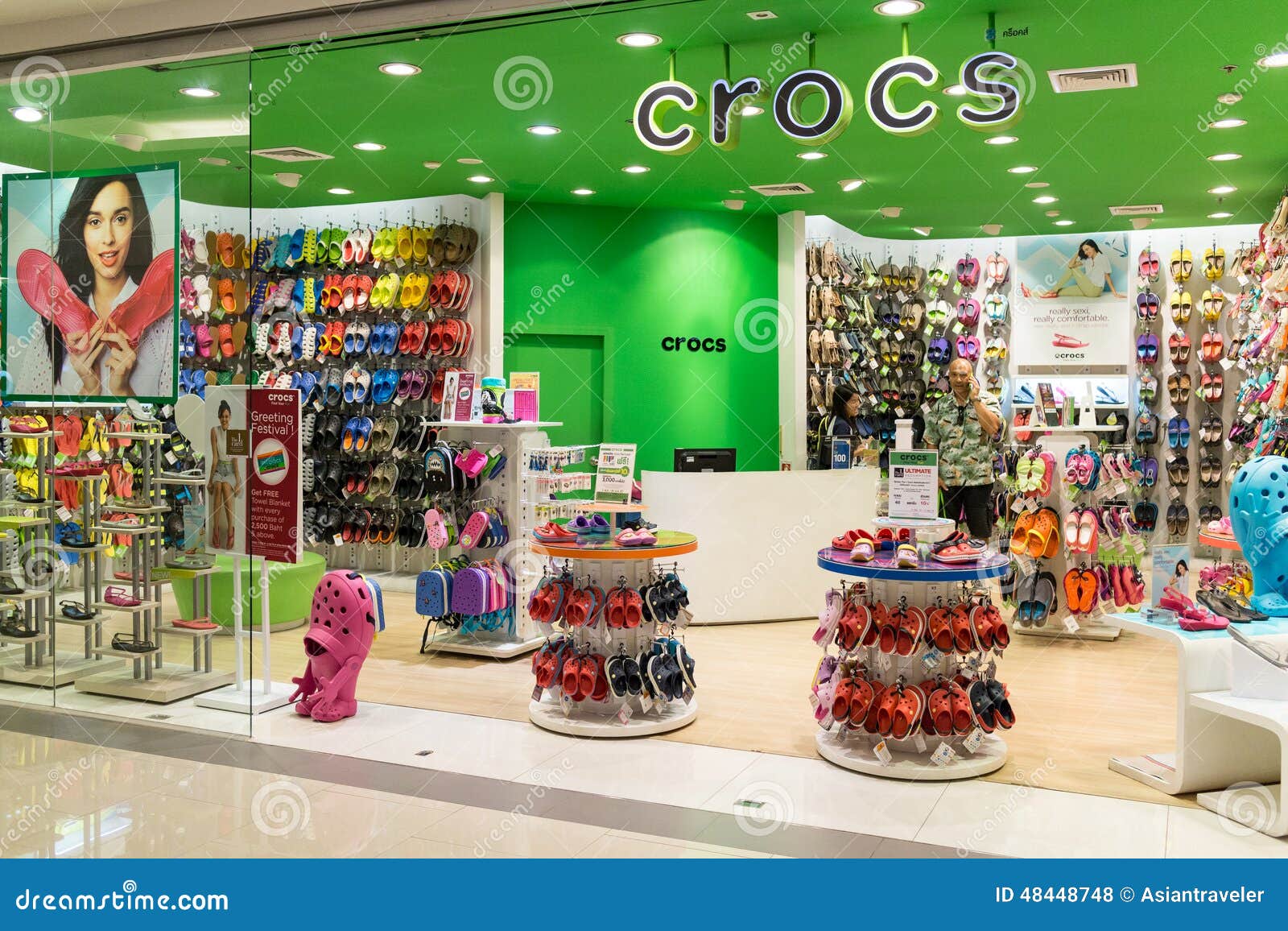 croc store in mall