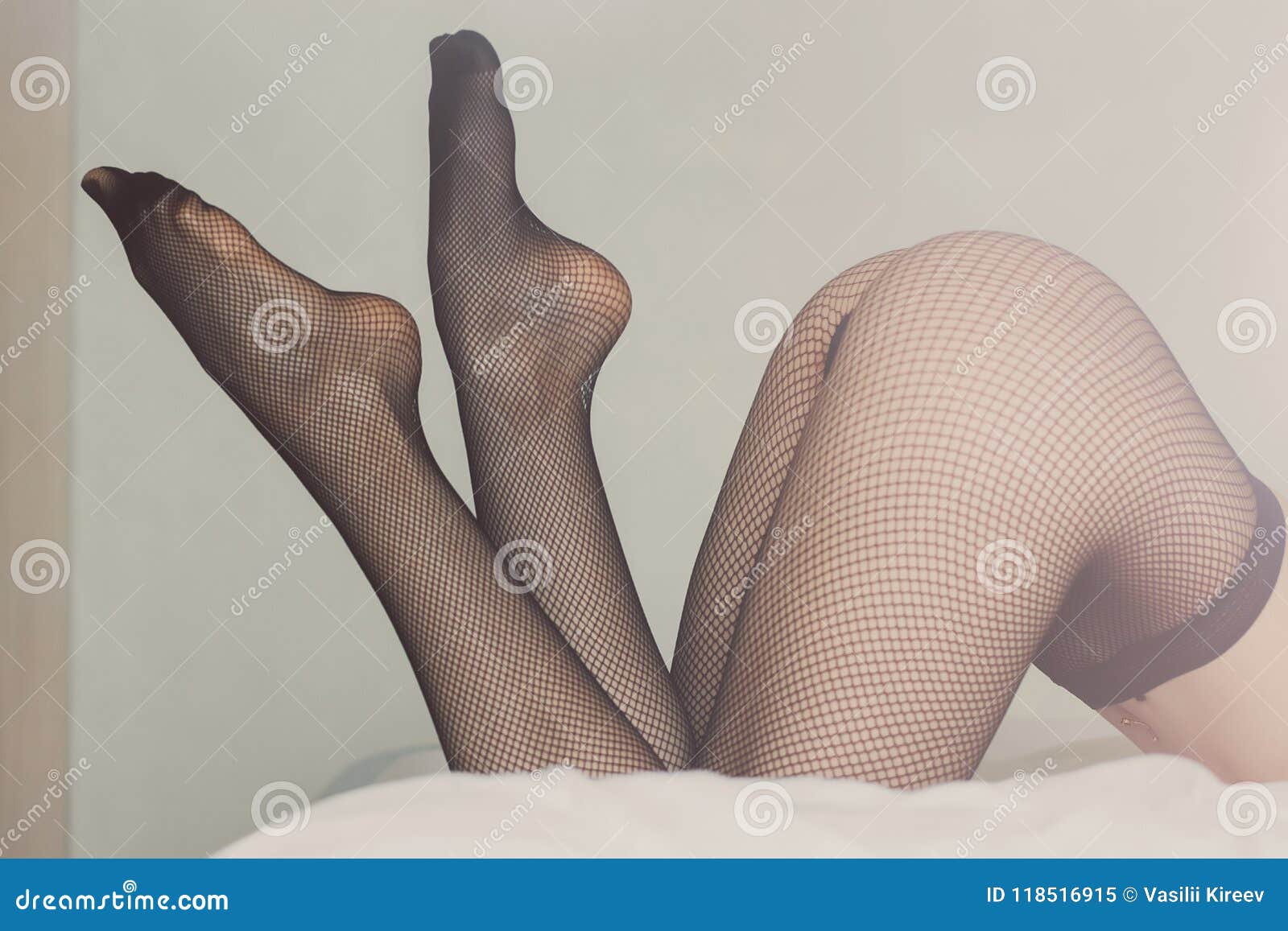 Fishnet tights nude models - Nude pics