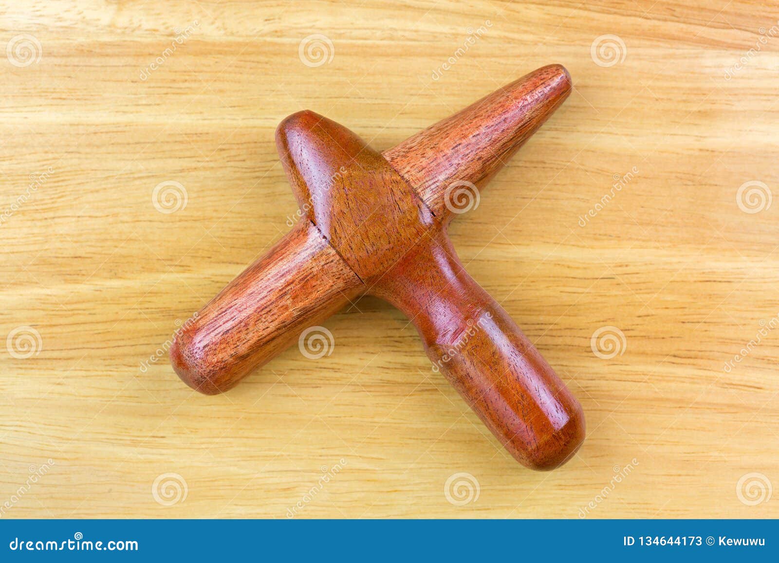 Cross Bar Wooden Stick Used As Tool for Traditional Reflexology Massage,  Thai Massage with Better Grip Stock Image - Image of life, equipment:  134644173