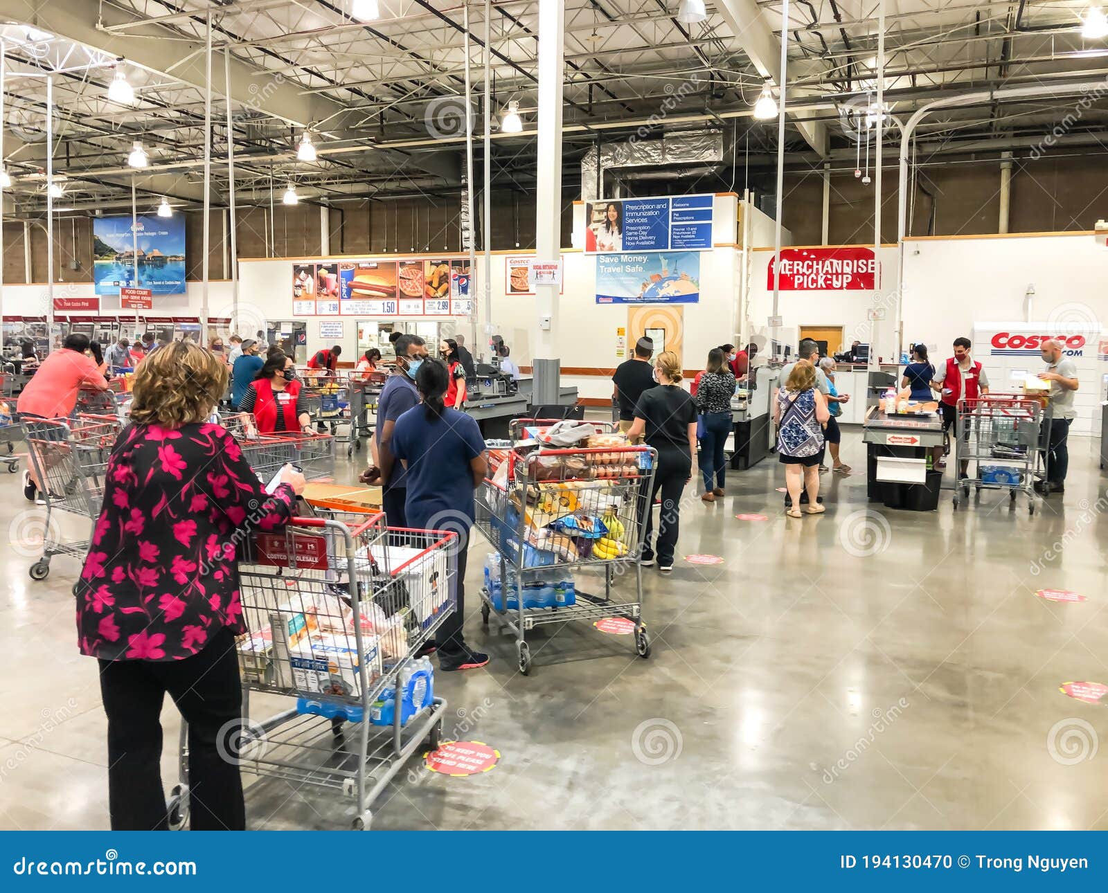 Crowded People Waiting in Line for Checkout at Costco Warehouse with Social  Distancing Near Dallas, Texas Editorial Image - Image of pandemics,  america: 194130470