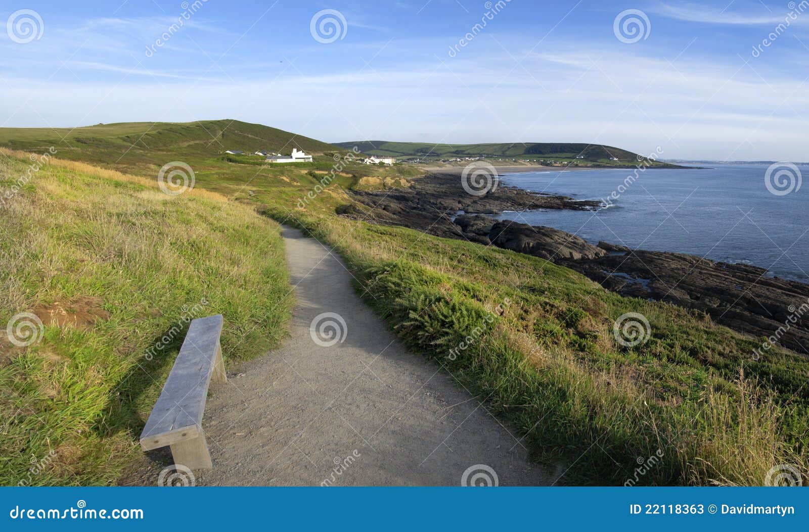 Croyde Schacht auf der Norddevon-Küste - die Ansicht vom Fußweg zum sackartigen Punkt