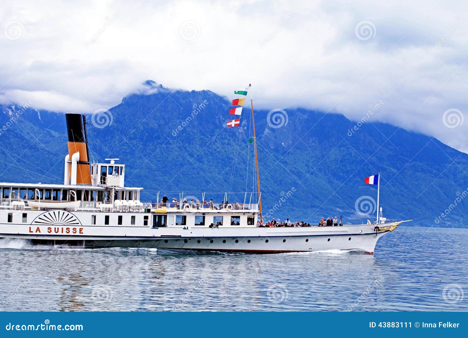 cruise on lake geneva switzerland