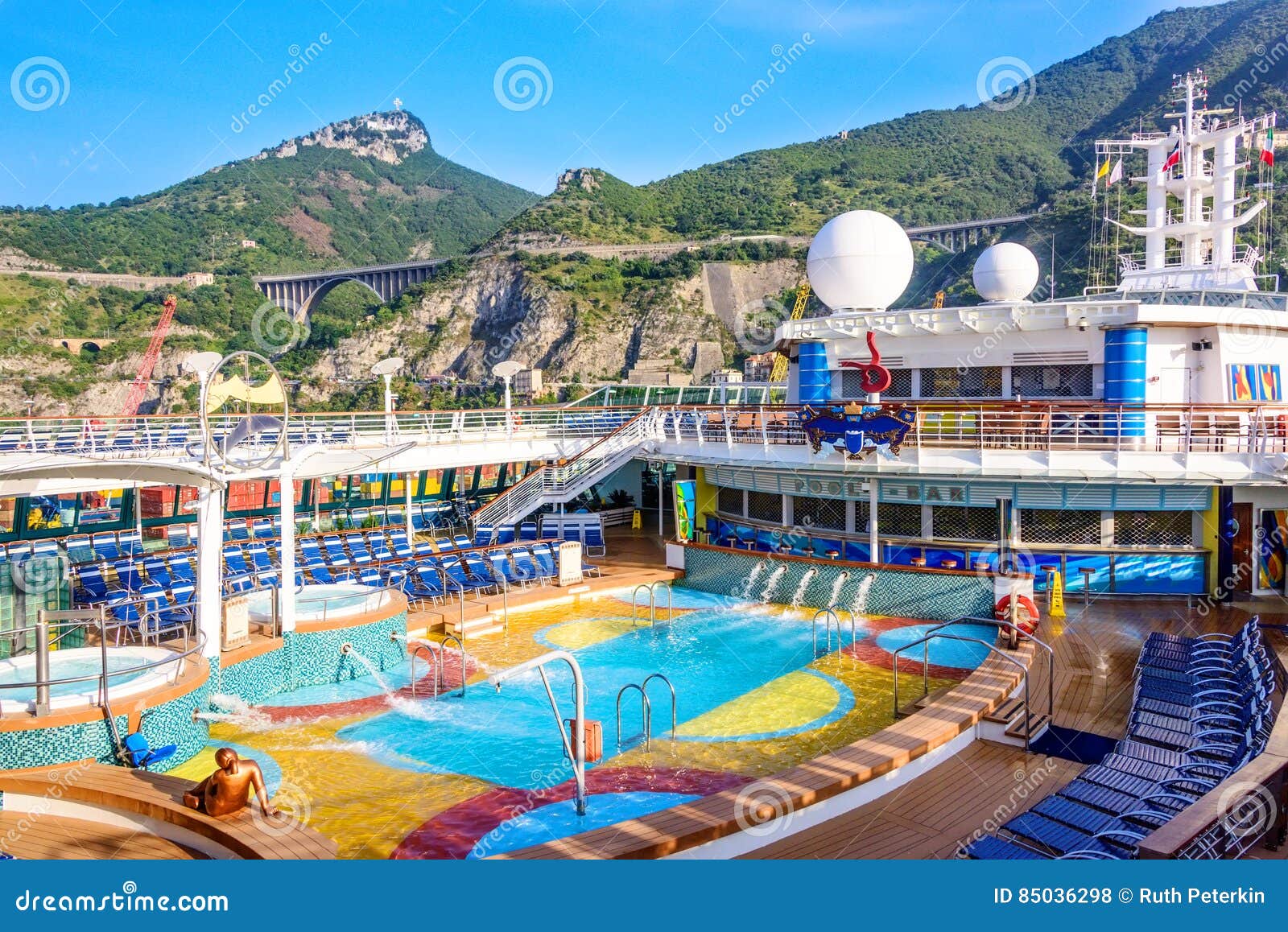 cruise ships amalfi coast italy