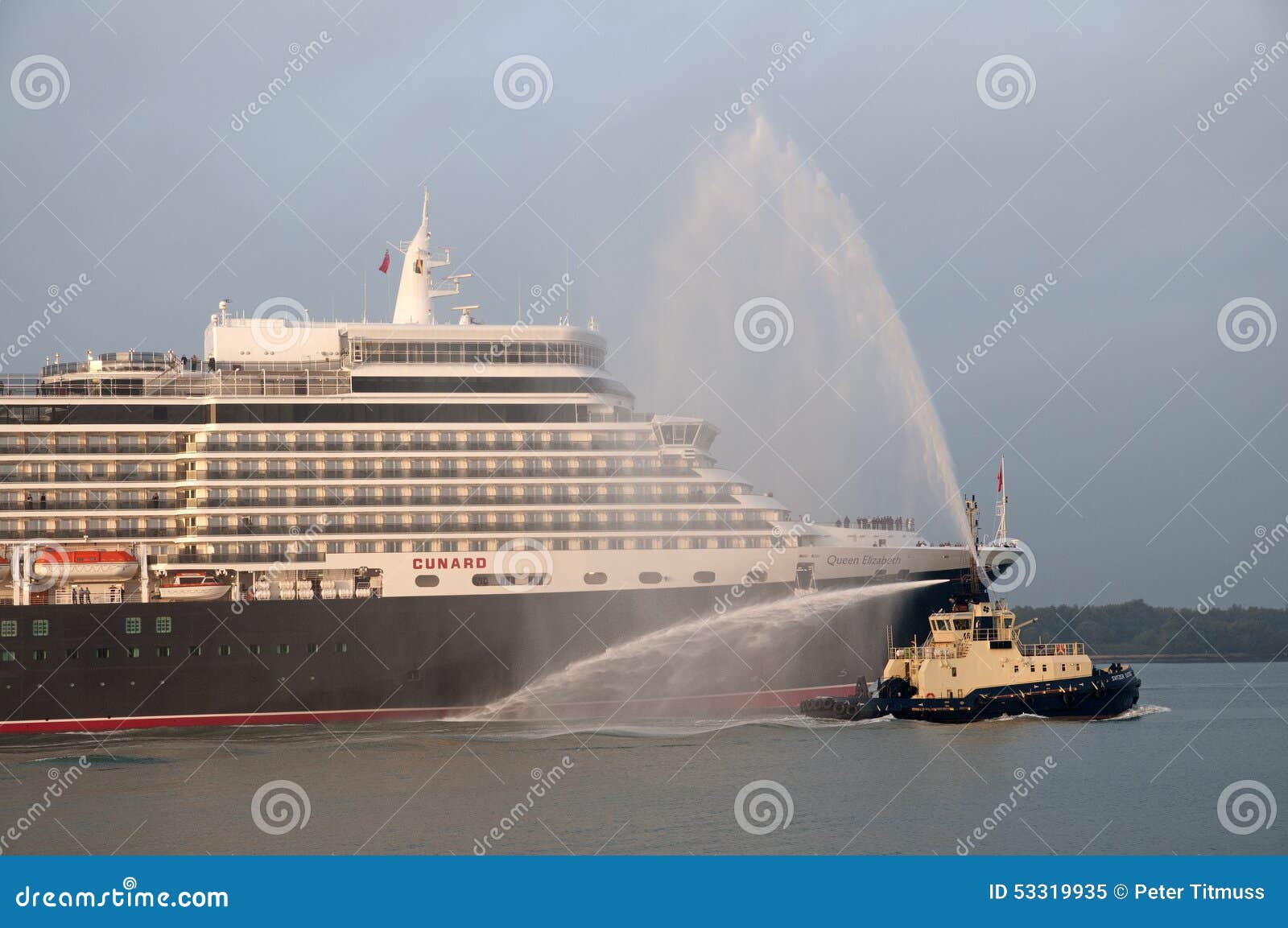 cruise ship tug boat