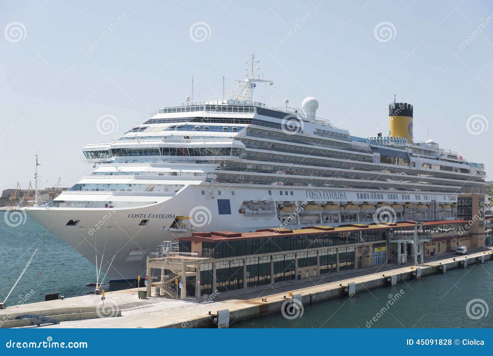 Cruise Ship Costa Favolosa Editorial Stock Photo - Image ...