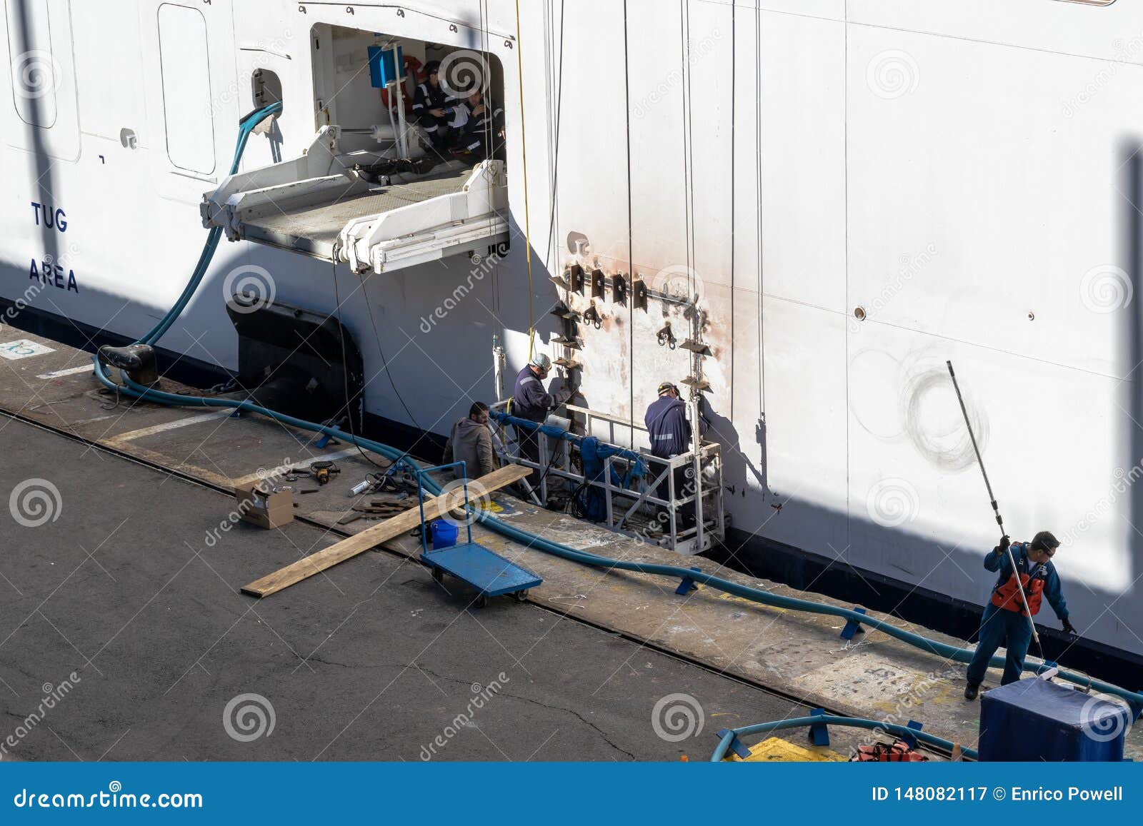 cruise ship maintenance