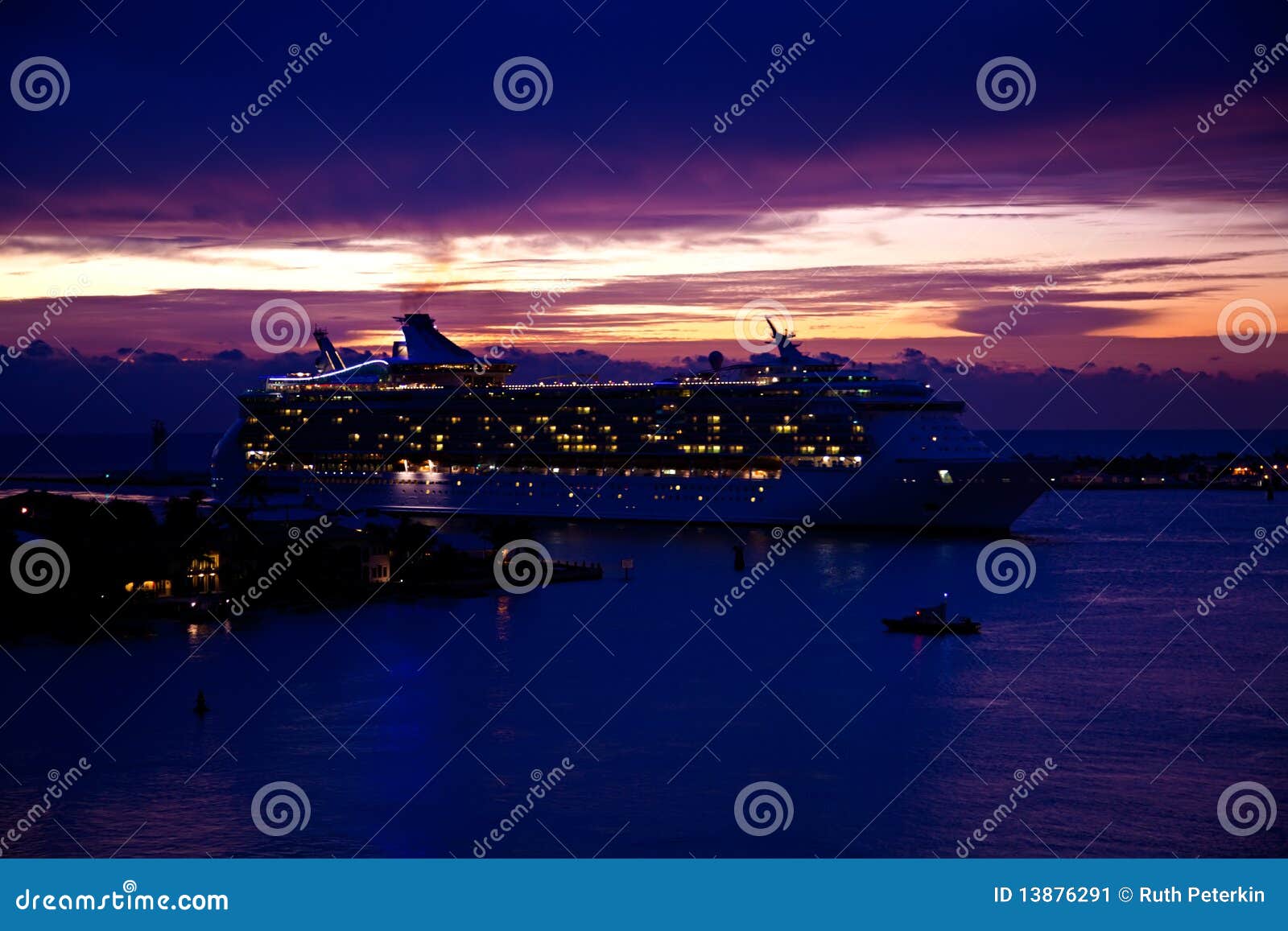 cruise-ship-in-port-everglades-at-dawn-stock-image-image-of-liner