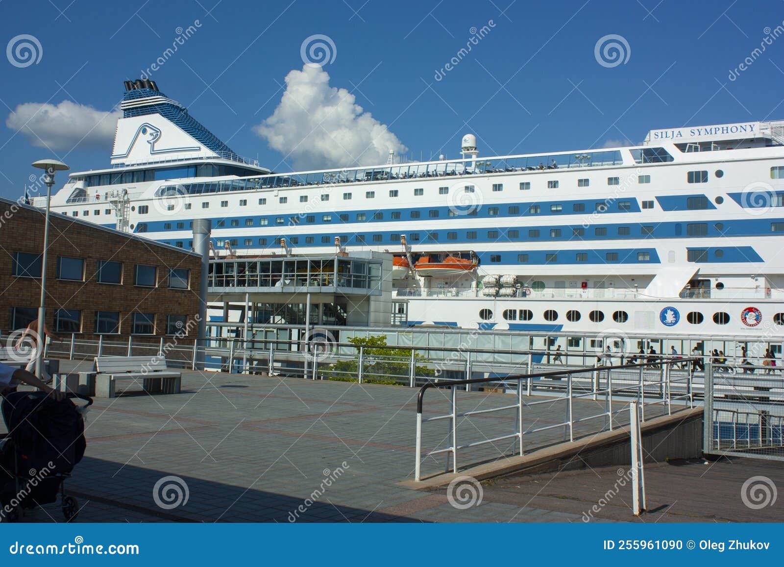 cruise ship port in helsinki