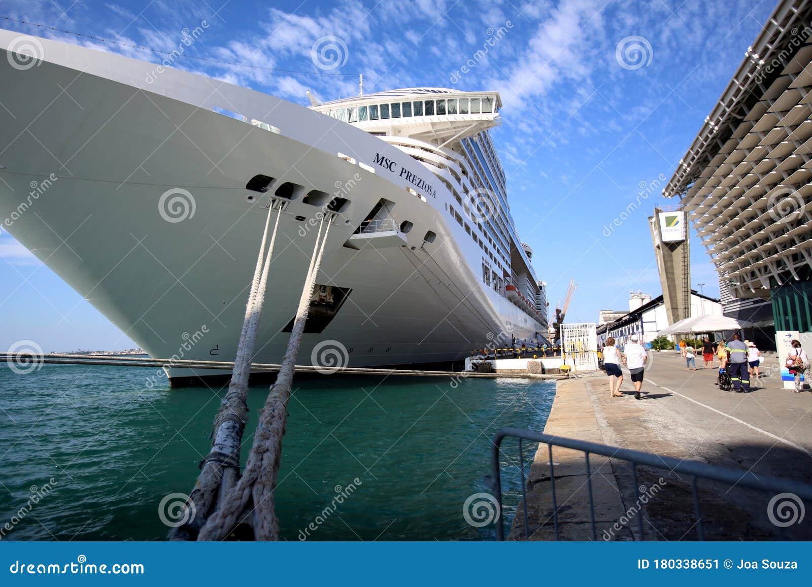 cruise ship port el salvador