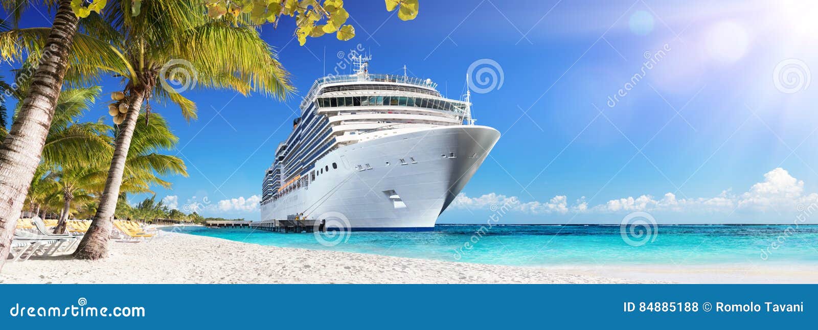 cruise to caribbean with palm trees