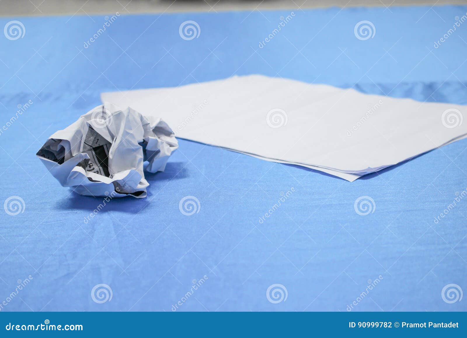 Crumpled Paper Sheet Green Paper Detailed High Resolution Texture Abstract  Stock Photo by ©svbalan 522291362