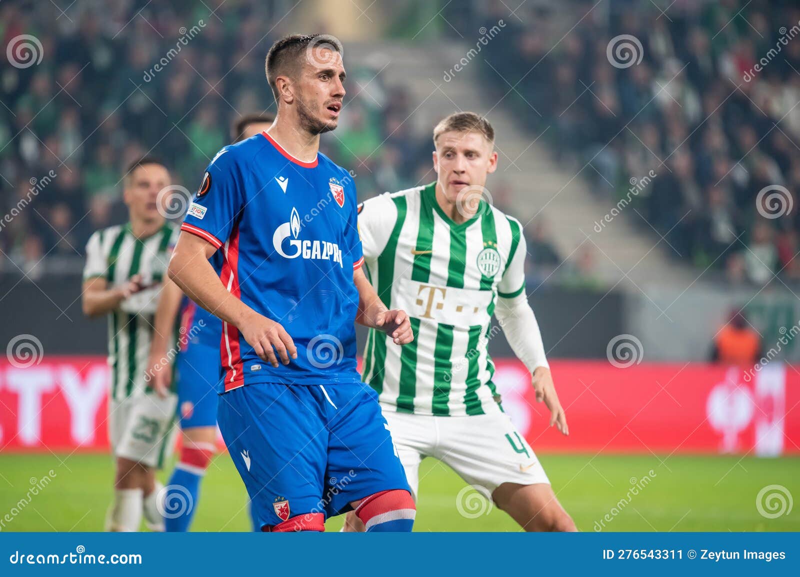 Crvena Zvezda Striker Aleksandar Pesic Durante a Uefa Europa Liga  Ferencvaros Vs Crvena Zvezda 21 Fotografia Editorial - Imagem de equipe,  esteira: 276543787