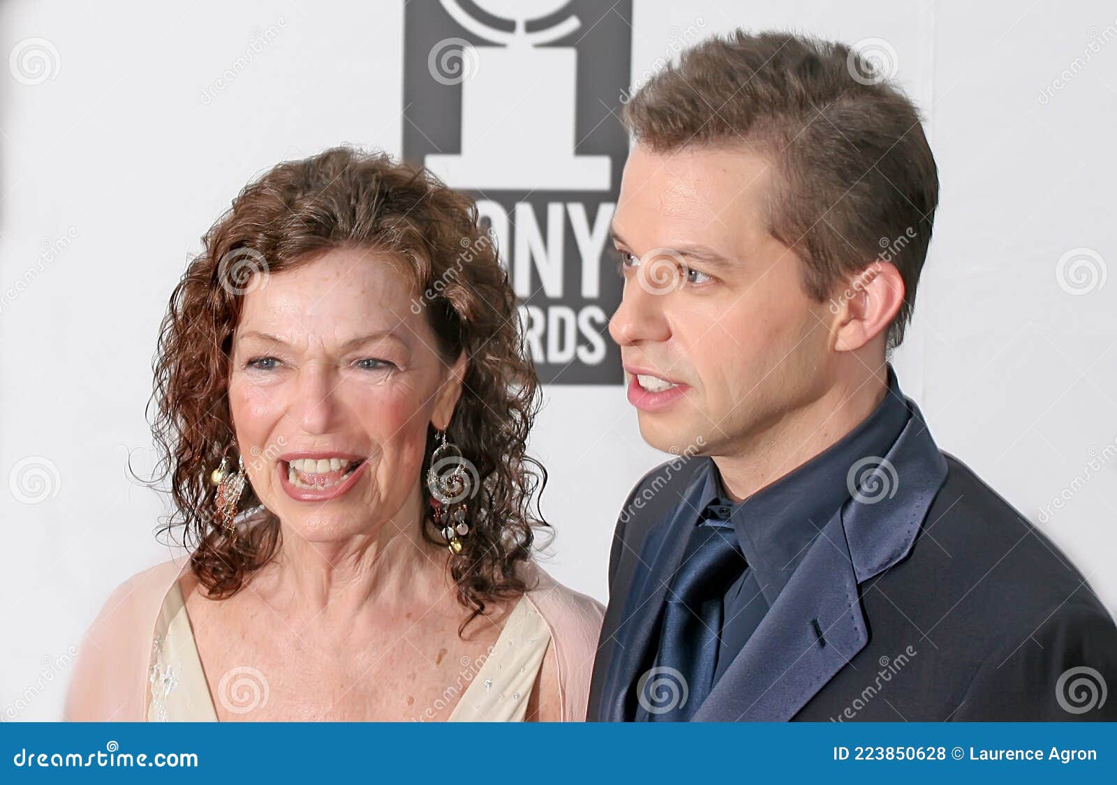 Cryer&jon De Gretchen Cryer En 2005 Tony Awardsin En Nueva York Foto de