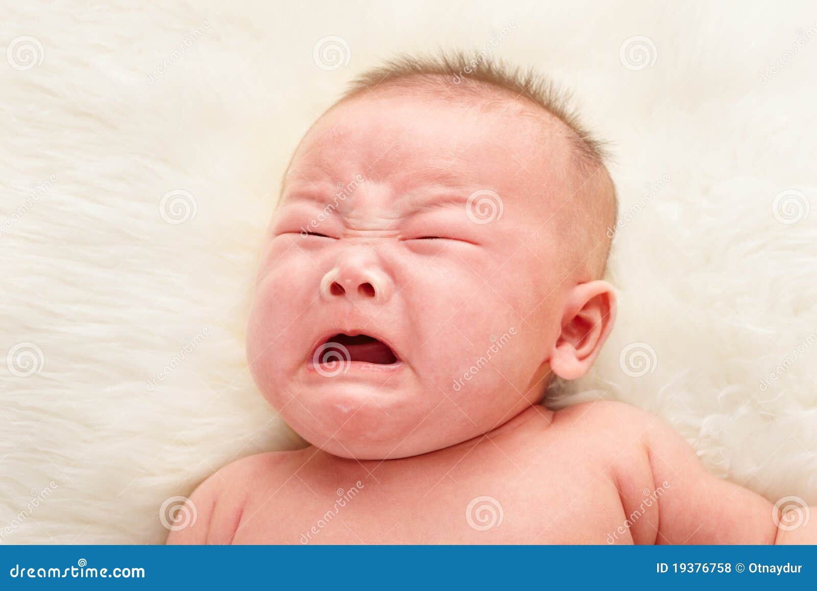 [Image: crying-baby-boy-19376758.jpg]