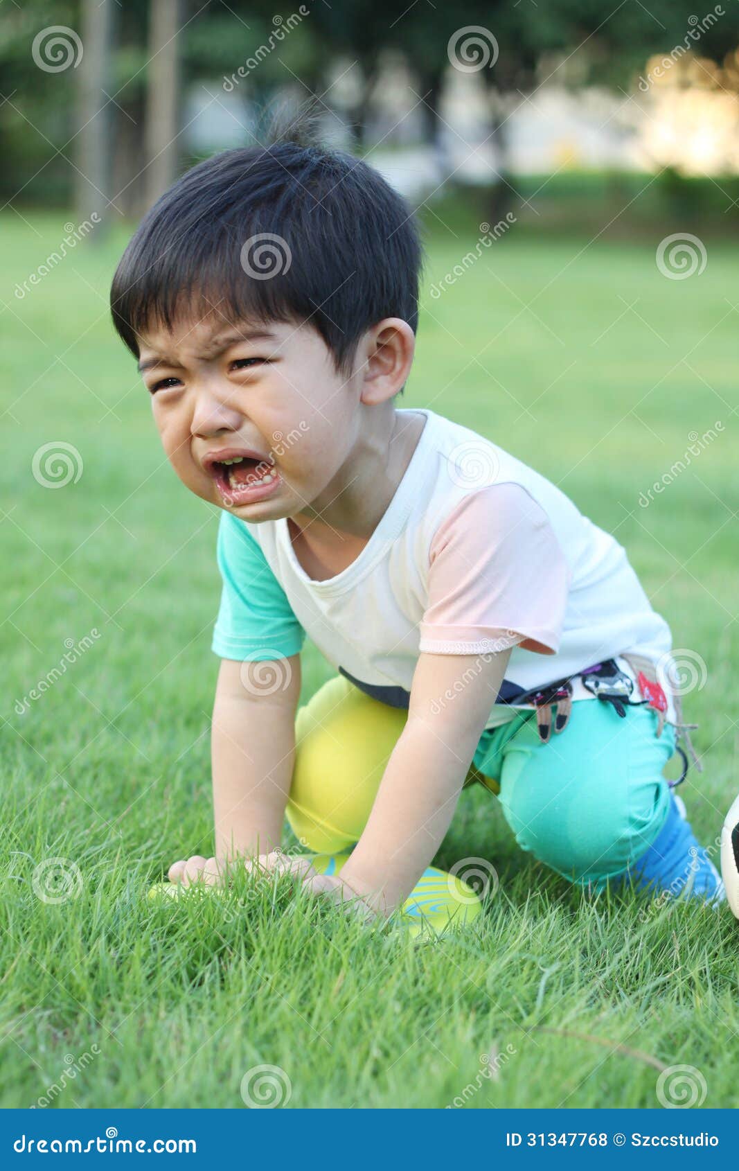 wallpapers Crying Kid Stock Image dreamstime com