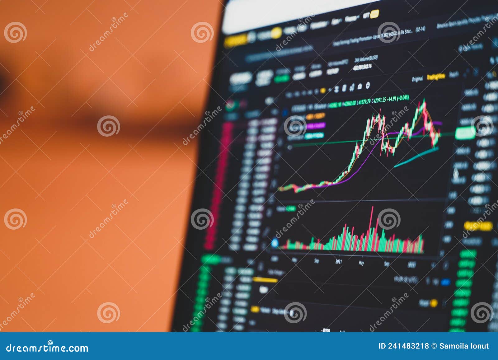 Cryptocurrency is going down (79) foto