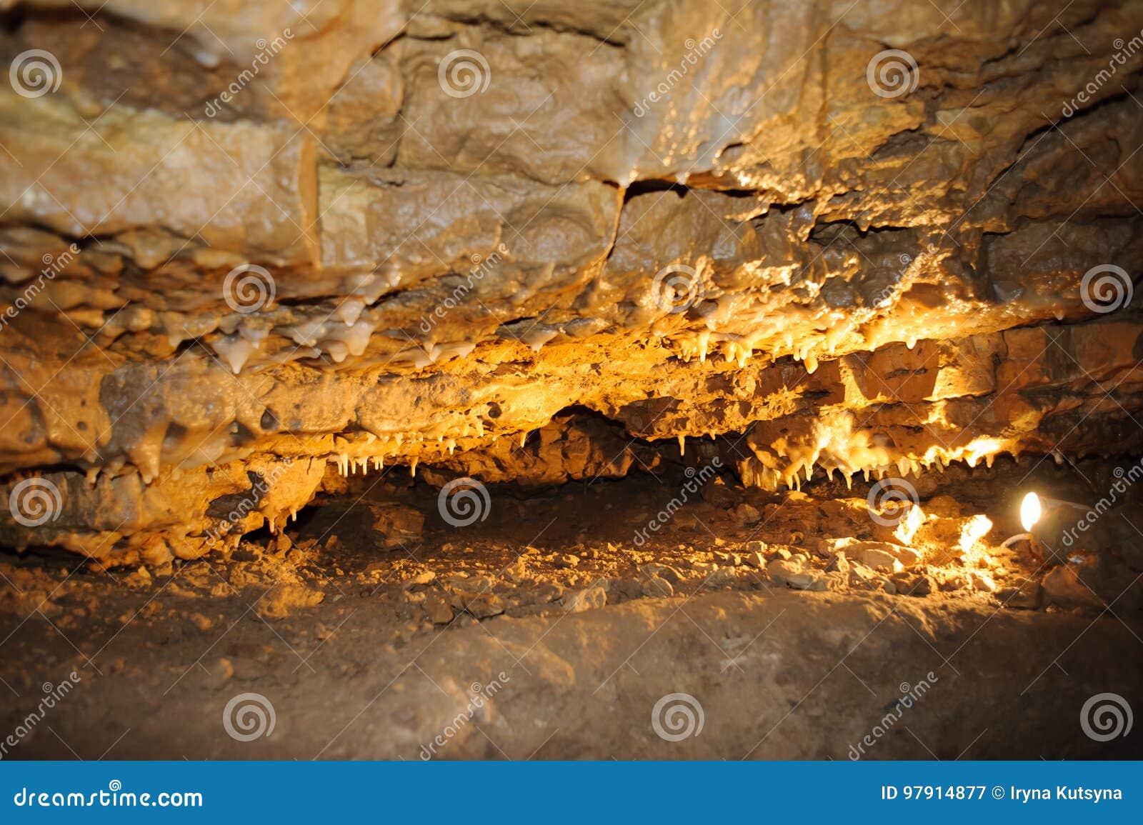 crystal cave horizontal