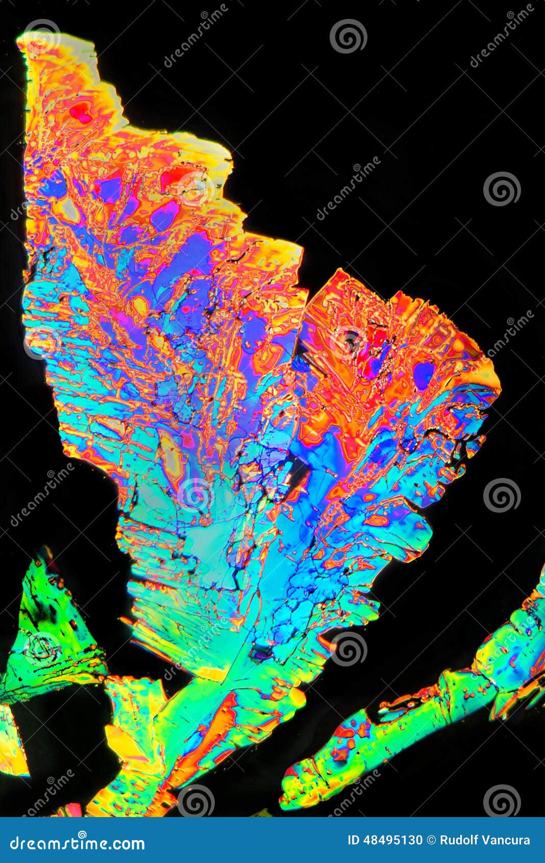 Crystal of copper sulphate stock photo. Image of microscopic 48495130