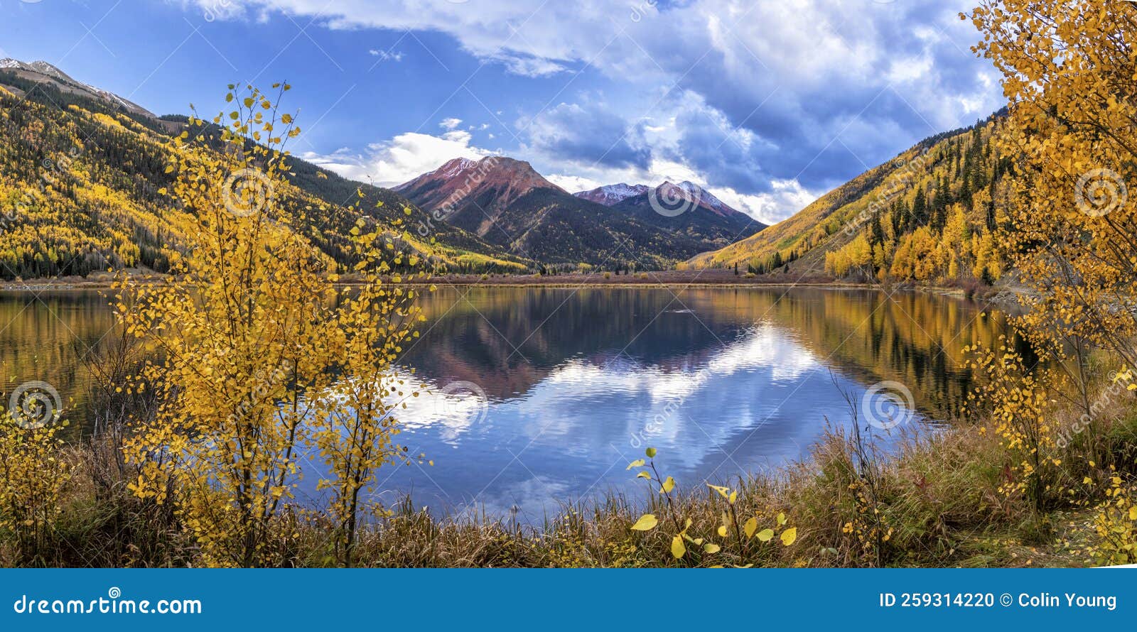 crystal lake red mountains autumn color