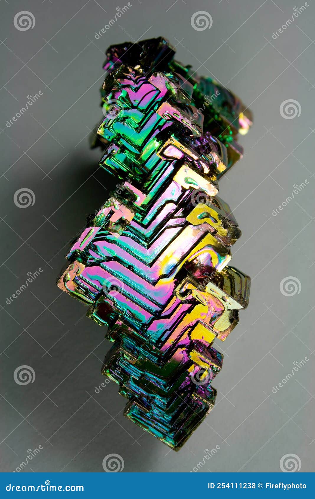 crystalline bismuth metal