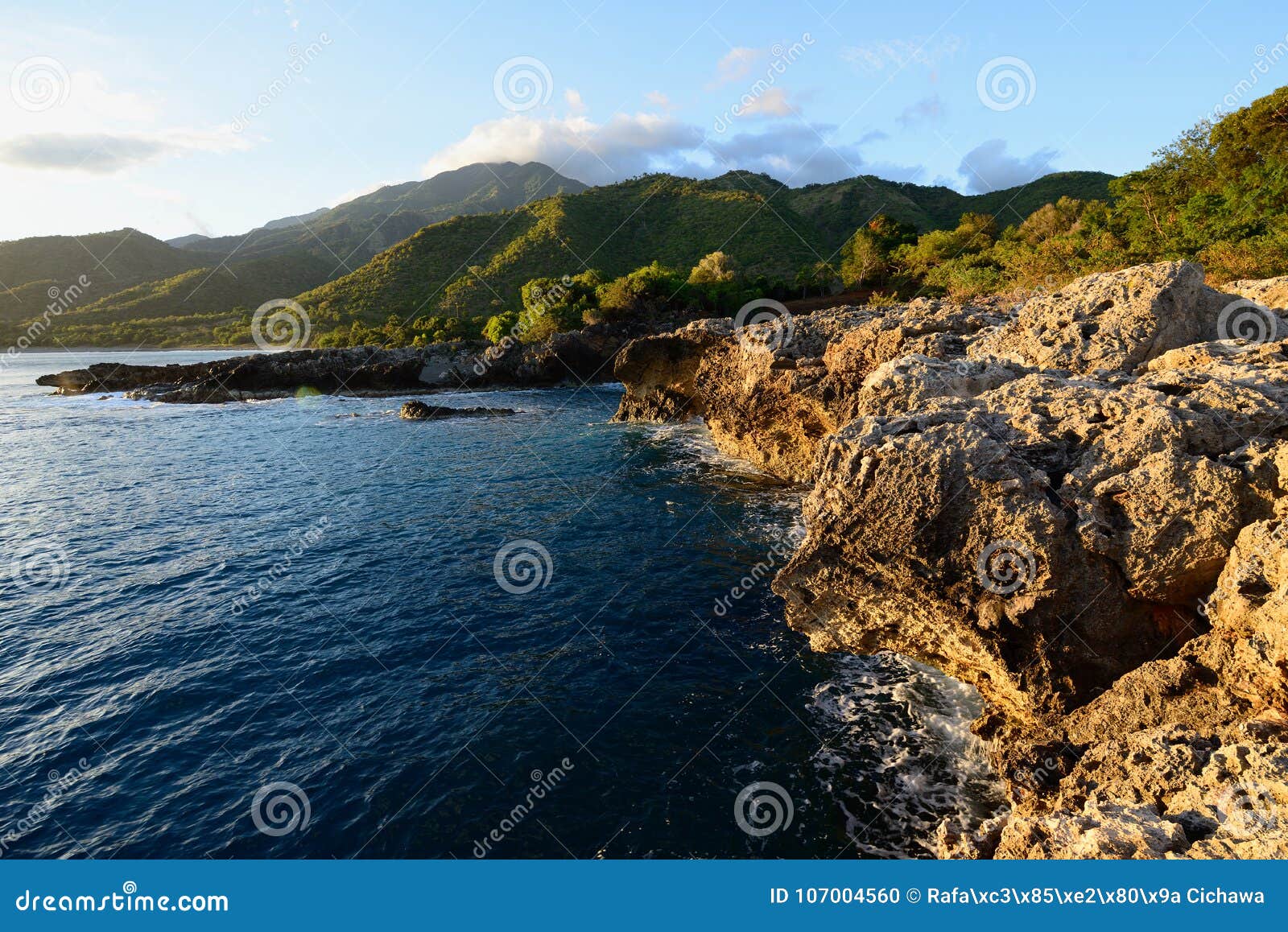 cuba, sierra maestra coast of the caribbean sea