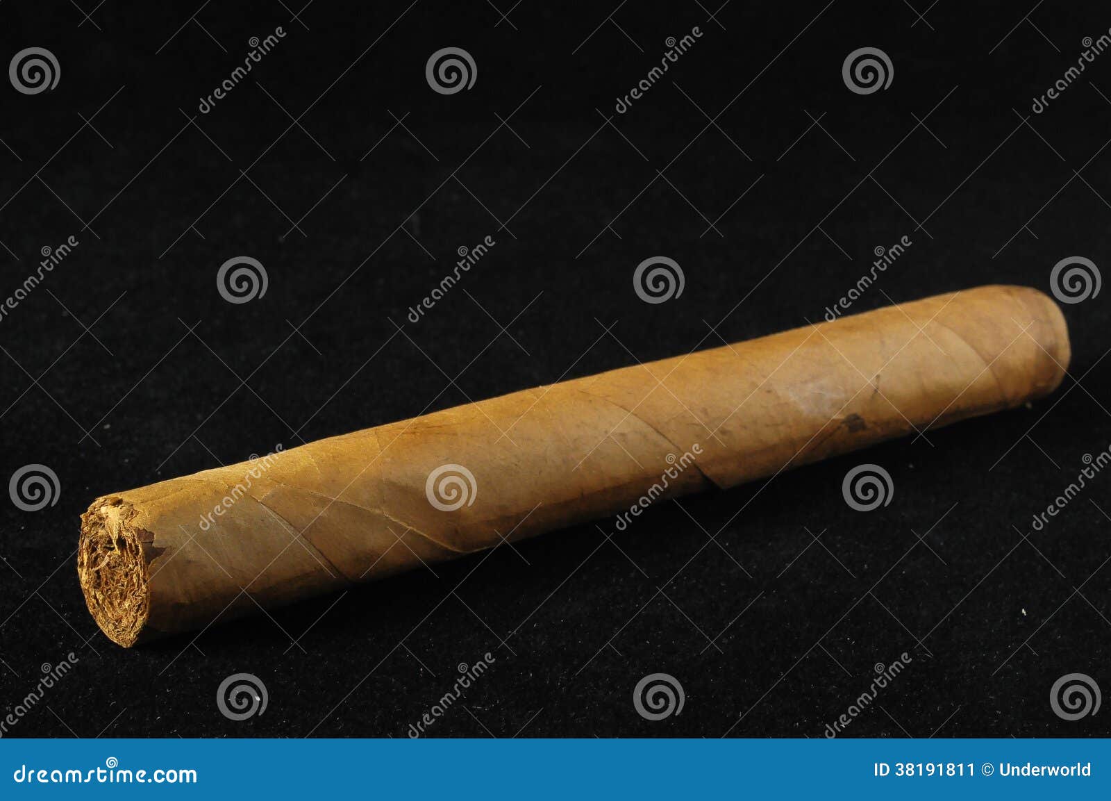 Cuban Brown Havan Cigar stock image. Image of smoke, havana 38191811