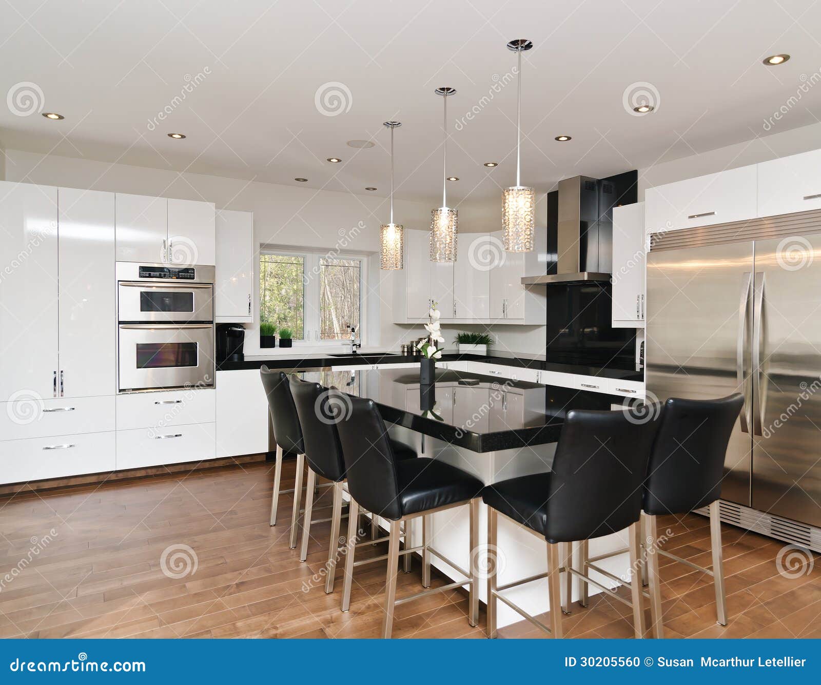 146 Cucina Contemporanea Bianca Foto Foto Stock Gratis E Royalty Free Da Dreamstime