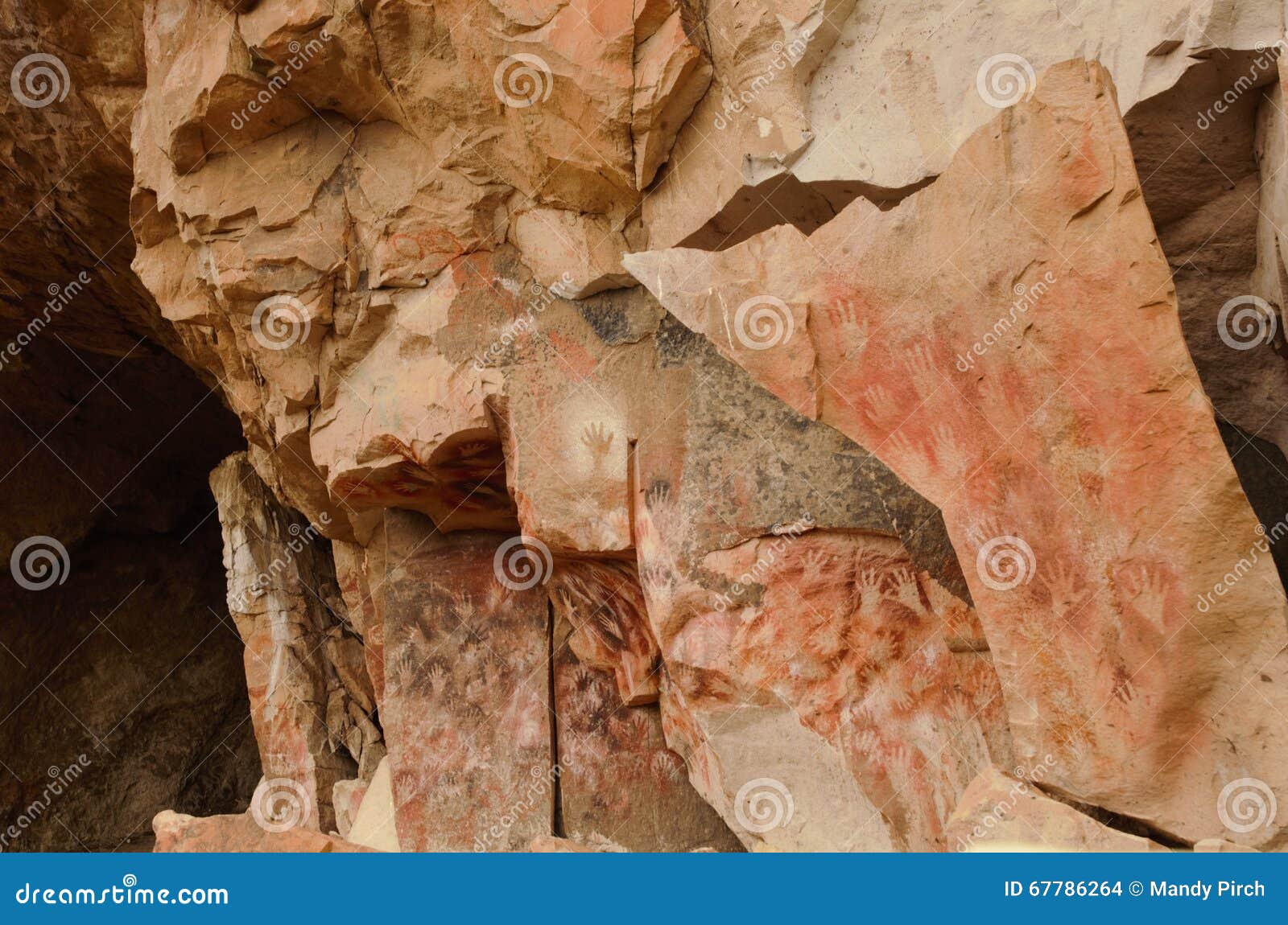 World heritage site Cueva de las manos close to the village Perito Moreno.