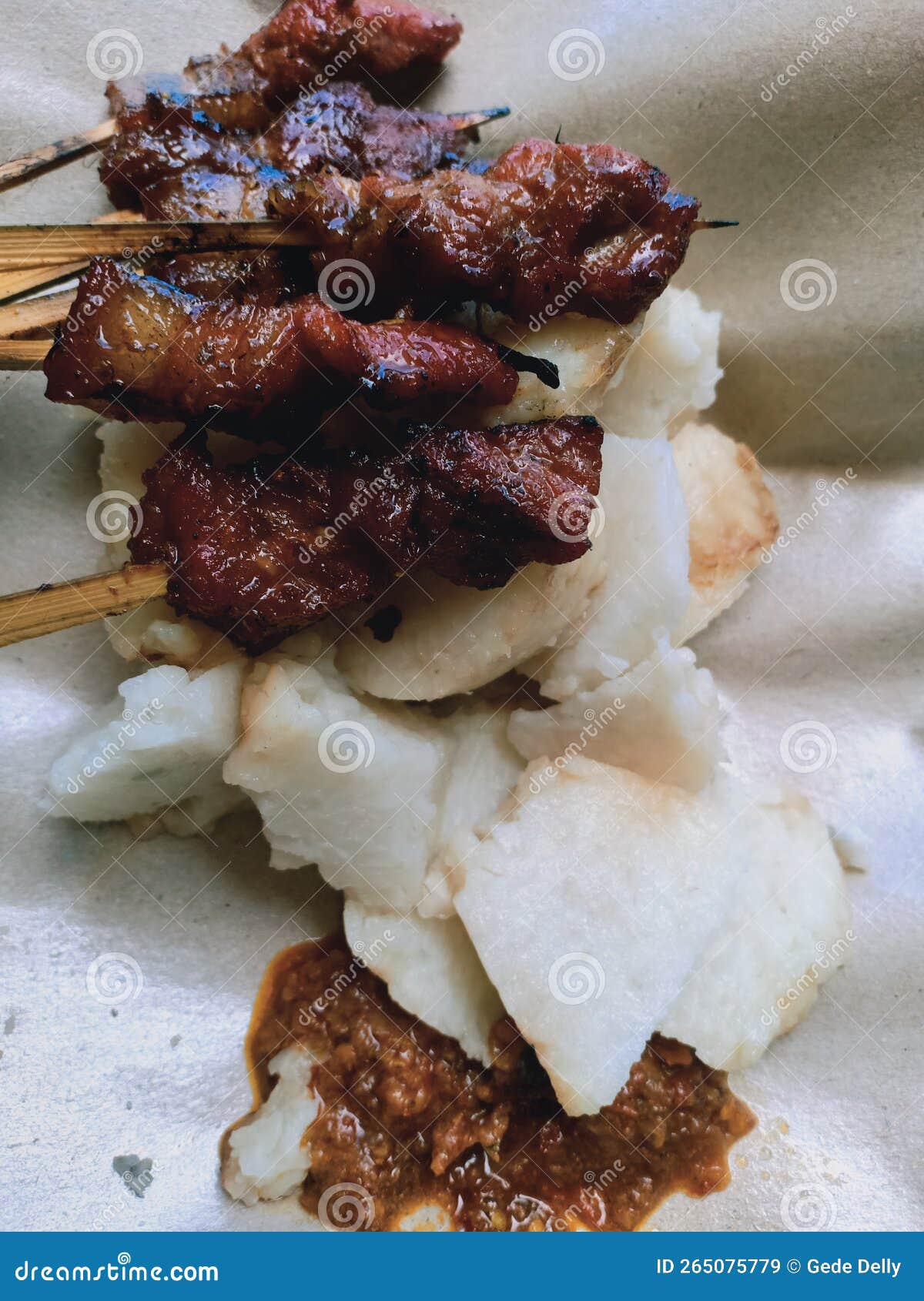 culinery pork pillow rice food street