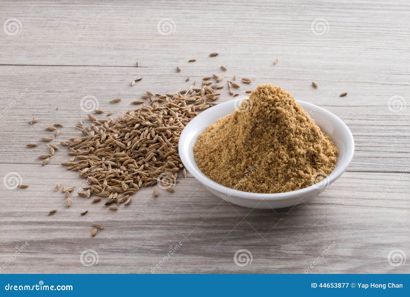 Cumin powder and seeds stock image. Image of spice, cooking 44653877