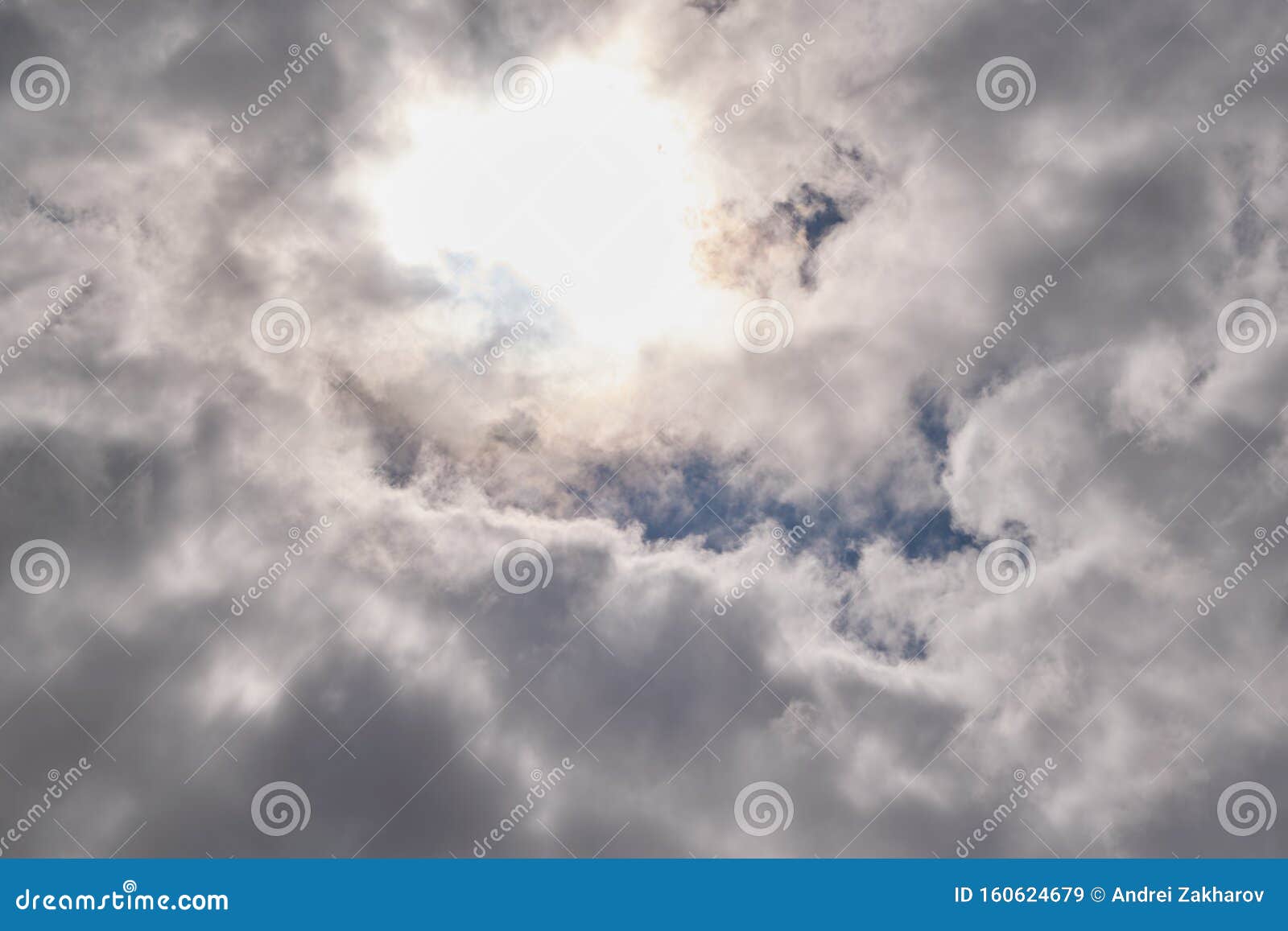 Wie sieht eine Cumulus Wolke aus?