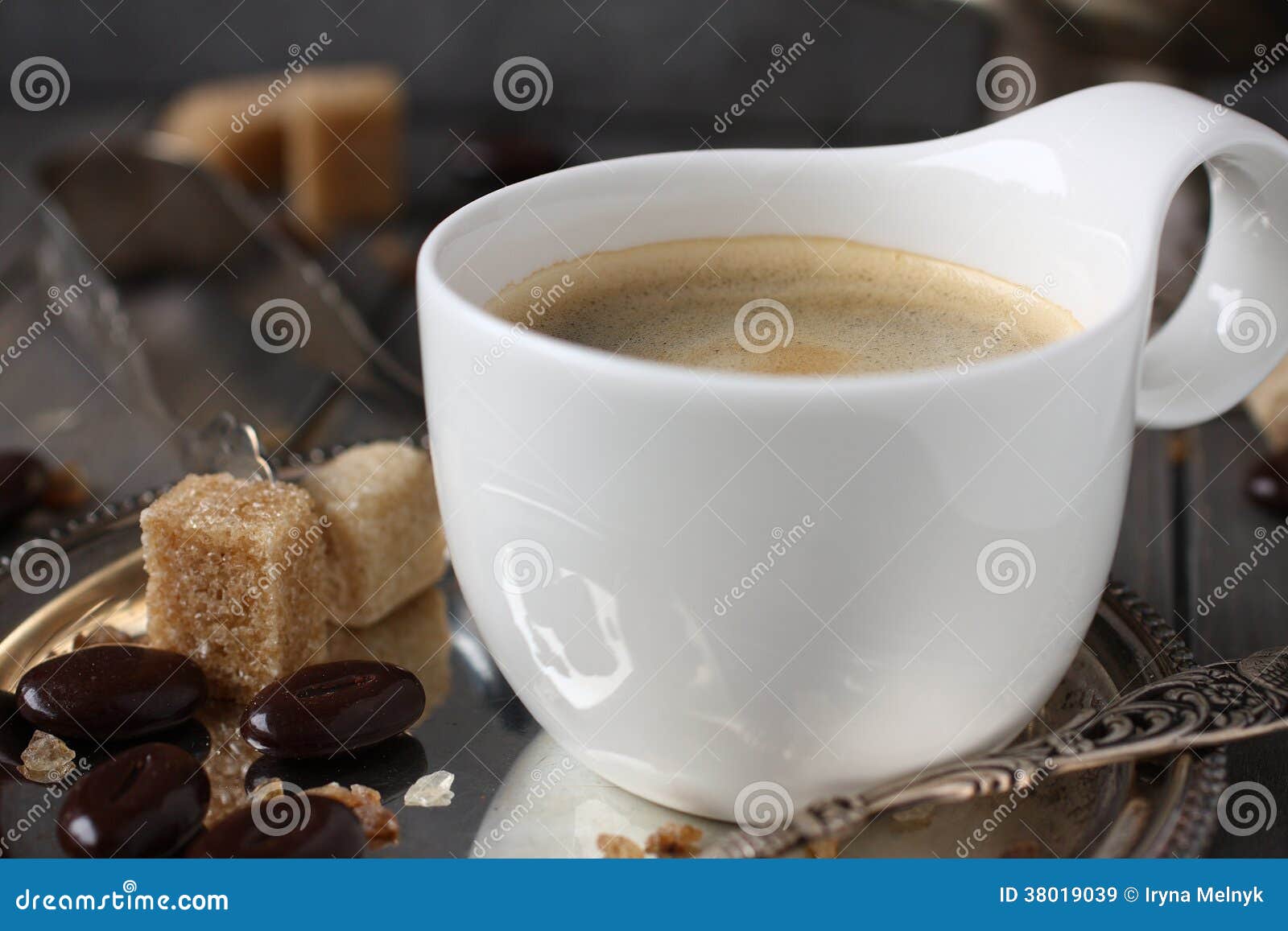free drops coffee sugar coffee, wooden sugar cubes of on chocolate old candy Cup and free drops coffee sugar coffee, wooden sugar cubes of on chocolate old candy Cup and
