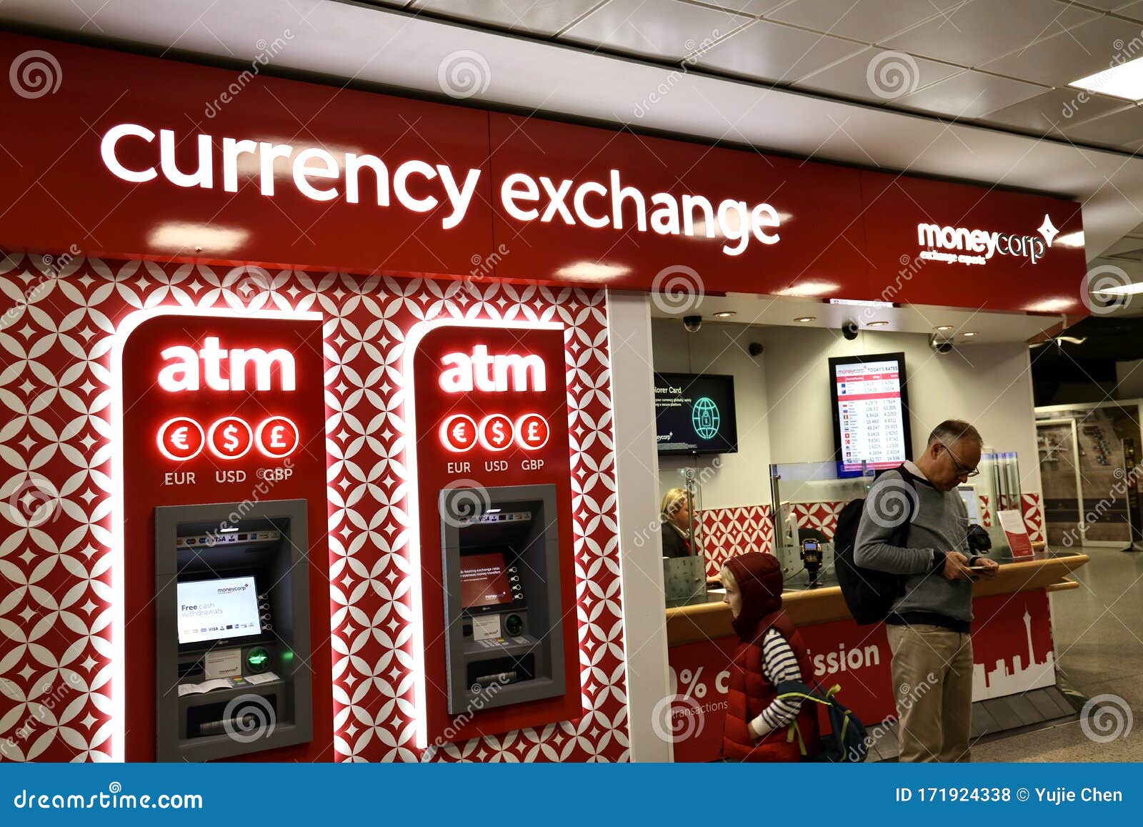 Delhi airport currency exchange