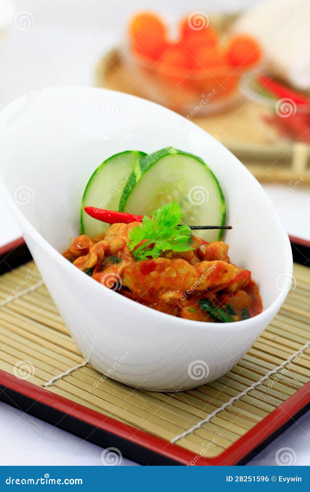 Curry di Tempeh della soia fotografia stock. Immagine di peperoncino