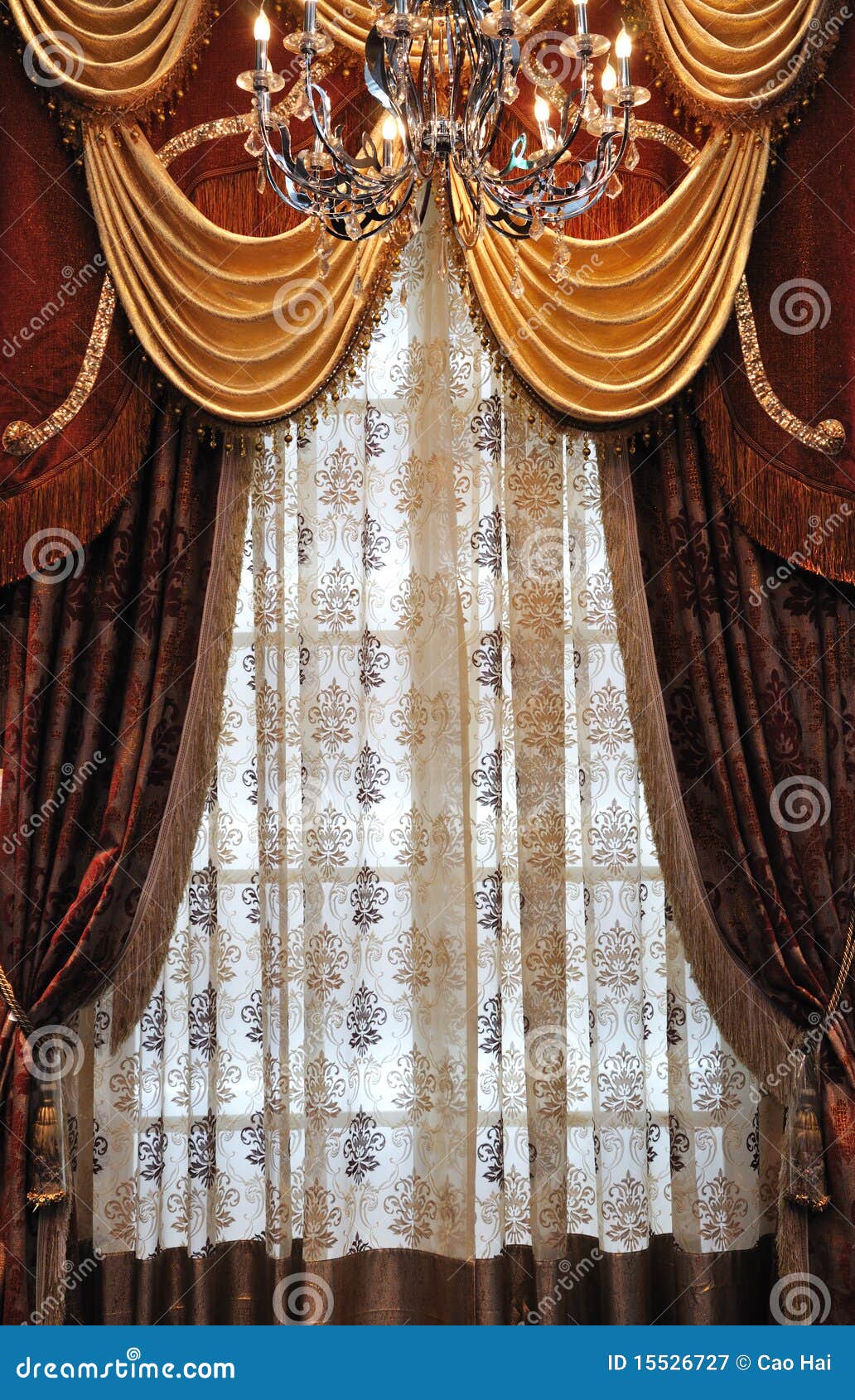 curtains and droplight