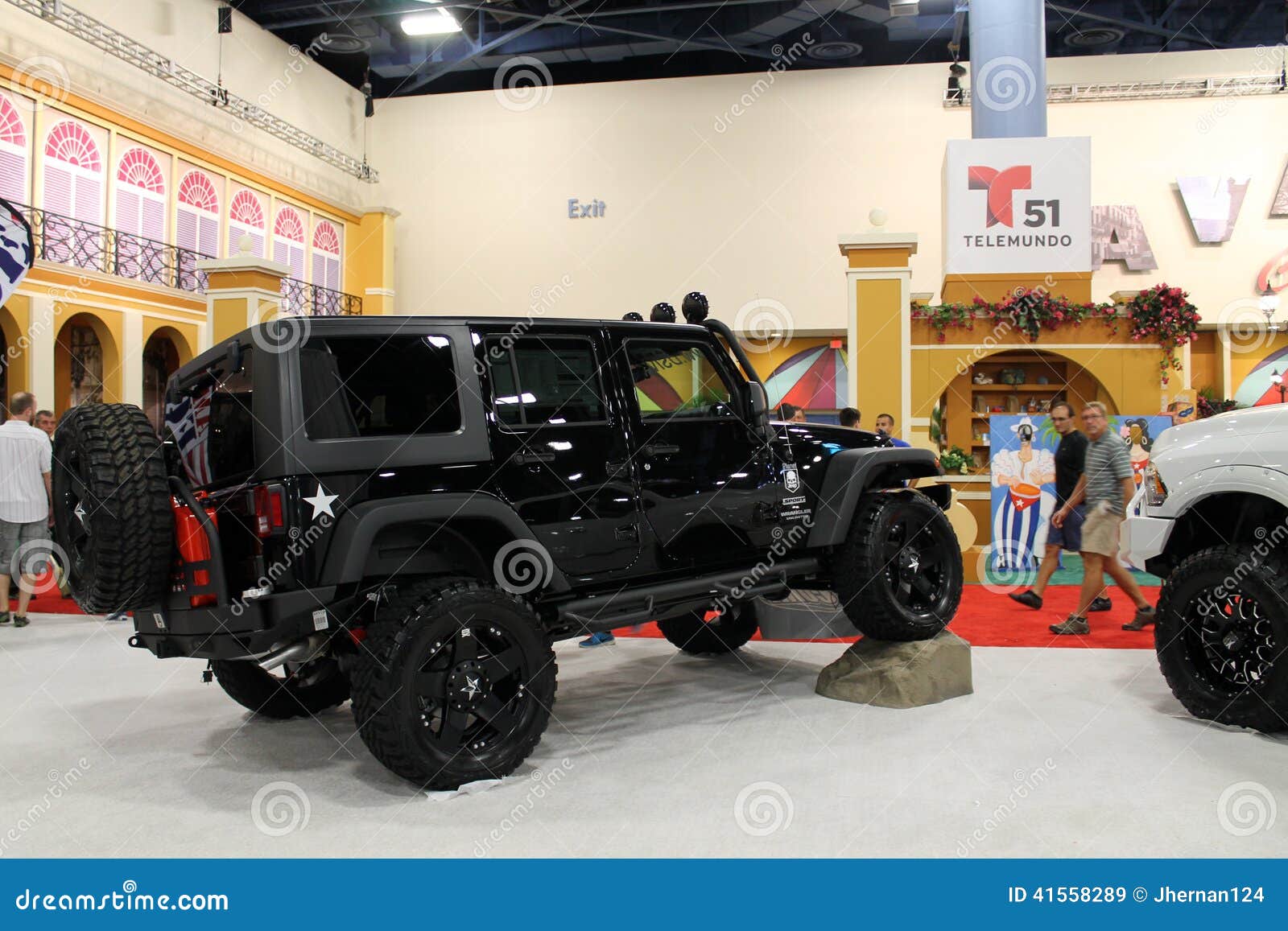 Customized Jeep editorial stock image. Image of arch 41558289