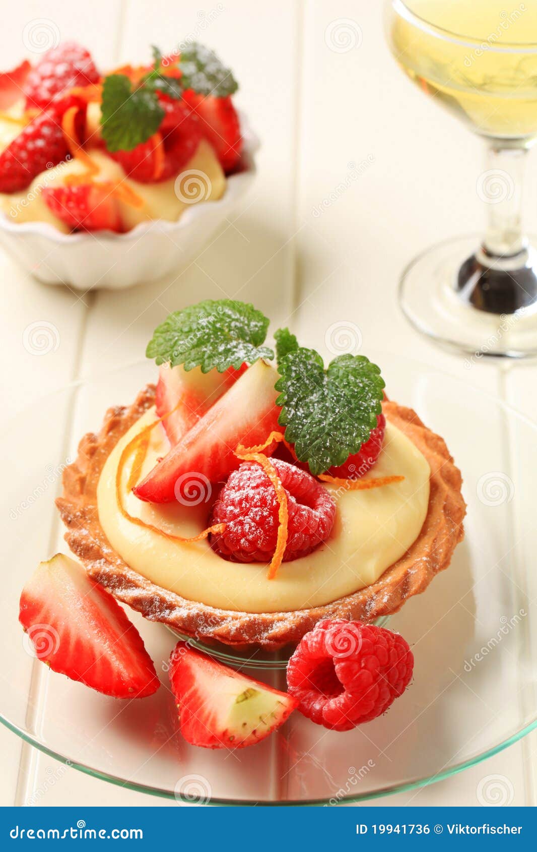 Custard tart with fruit stock photo. Image of fruit, banana 19941736