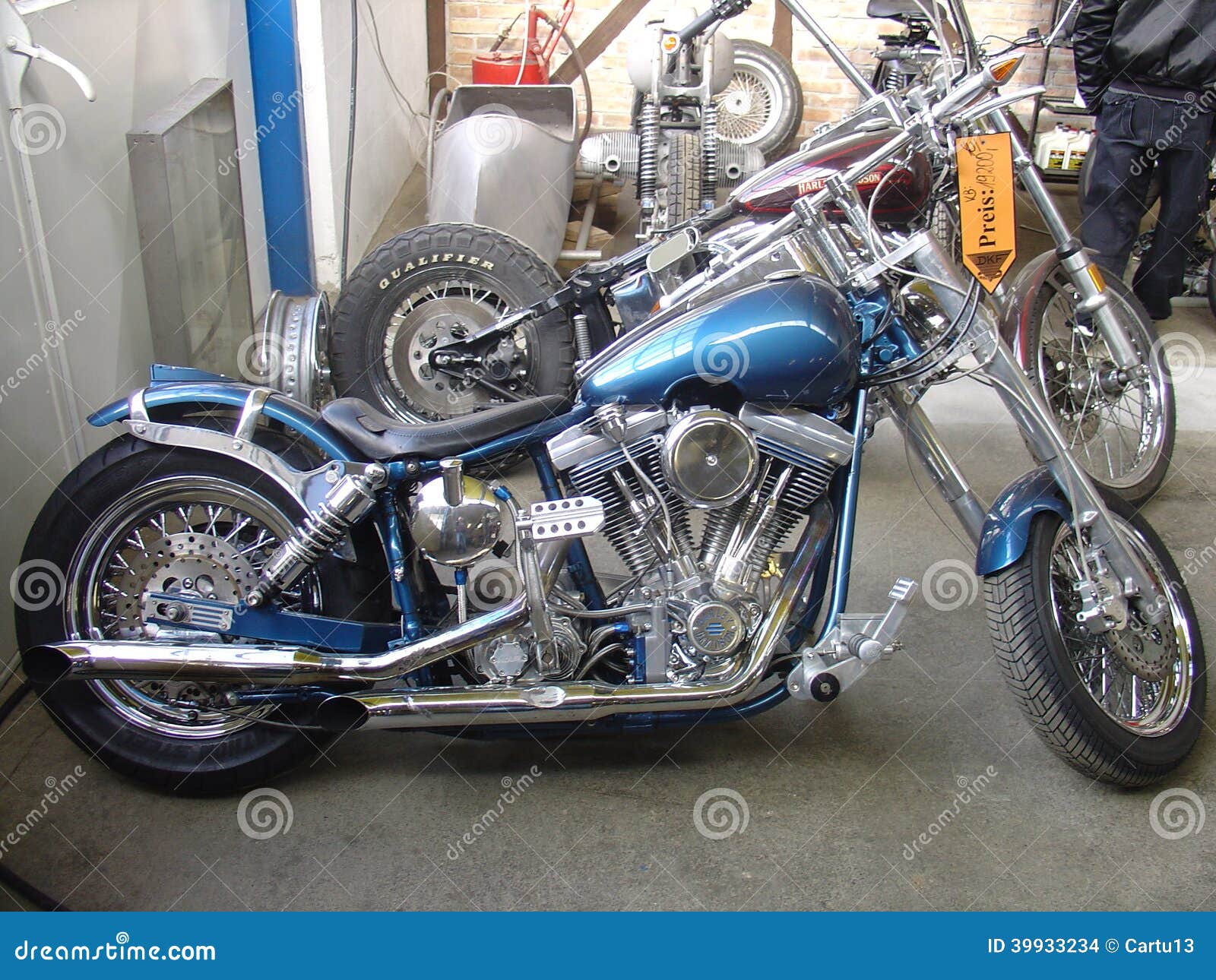 Custom bike editorial stock image. Image of road, collectors - 39933234
