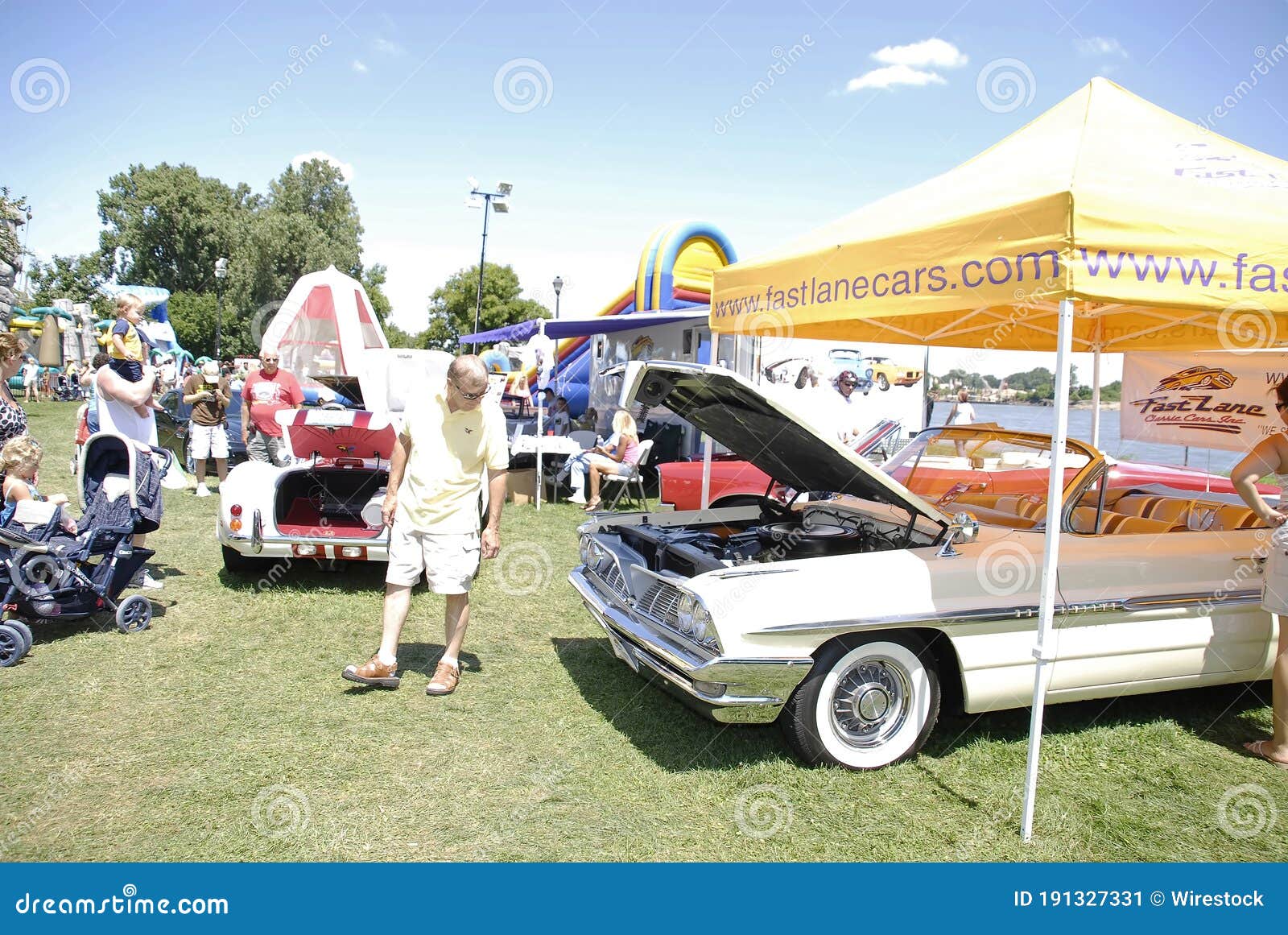 Custom Car Show editorial photo. Image of classic, restored 191327331