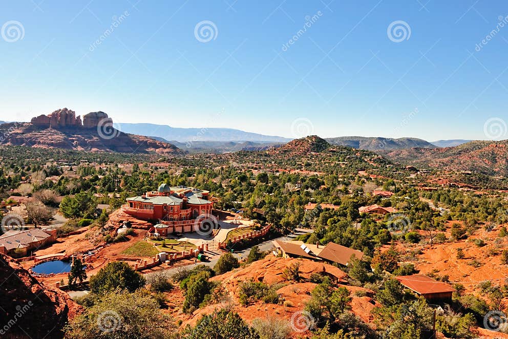 Custom home in Sedona stock image. Image of land, formations 8766401