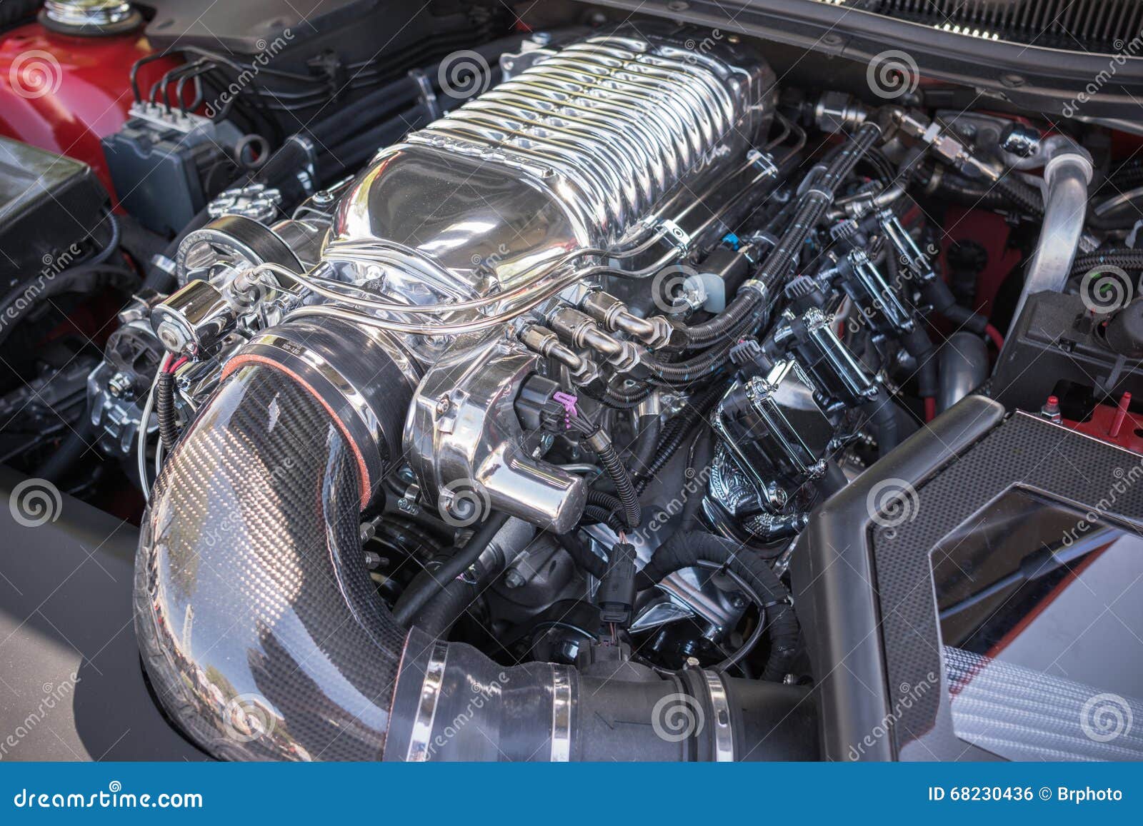 Customized Muscle Car Engine Displayed Editorial Photo - Image of