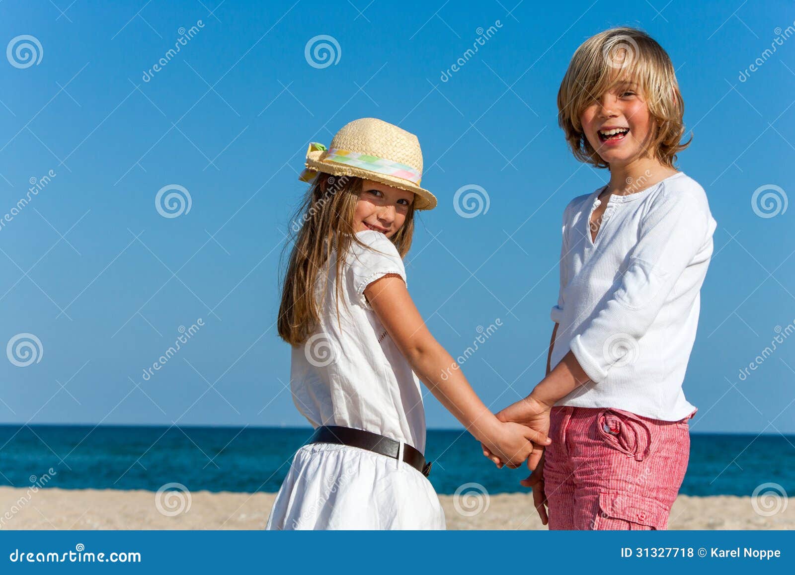 21 437 Boy Girl Holding Hands Photos Free Royalty Free Stock Photos From Dreamstime