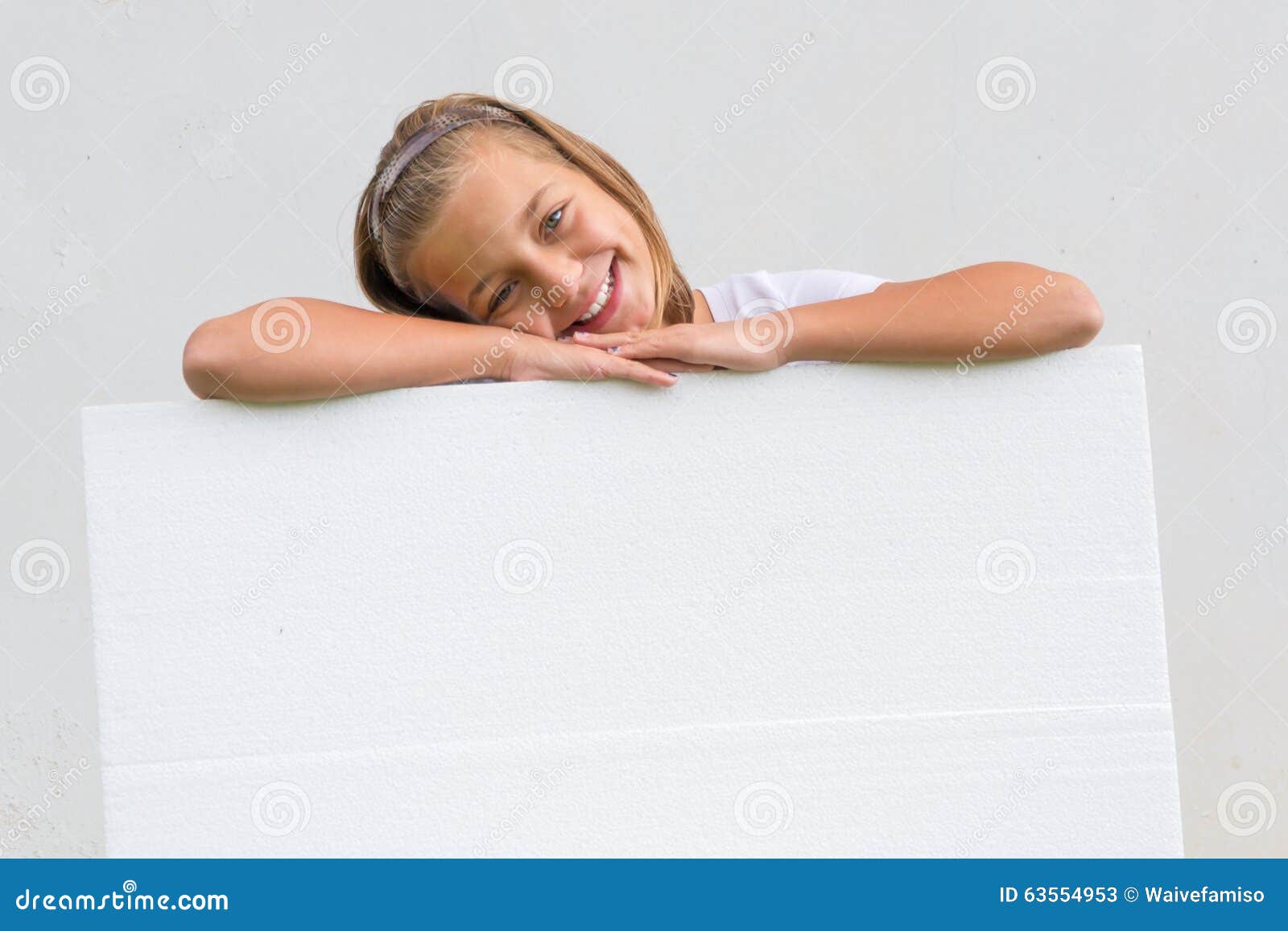 cute child with blank paper