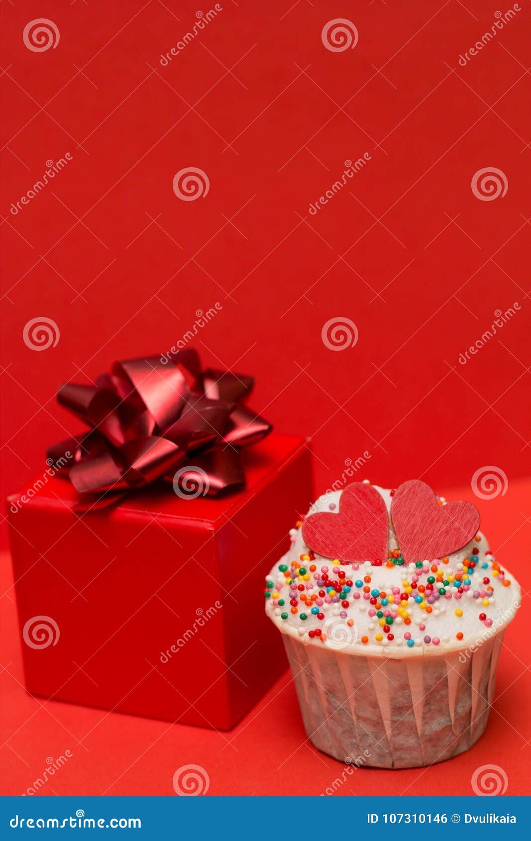 Cute cupcake and gift box stock photo. Image of cakes 107310146