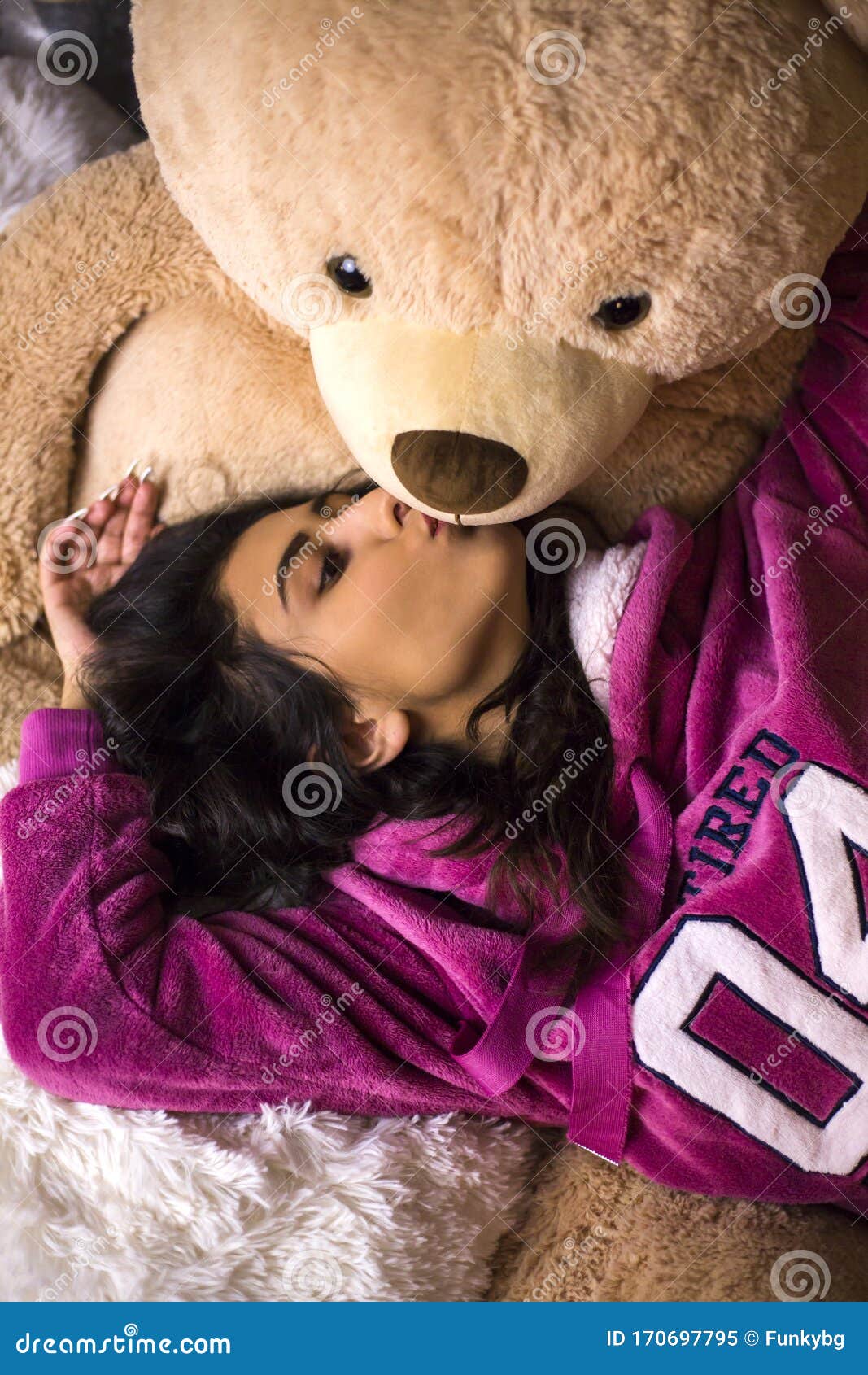 Cute Girl Posing with Teddy Bear Stock Image - Image of background, home:  170697795